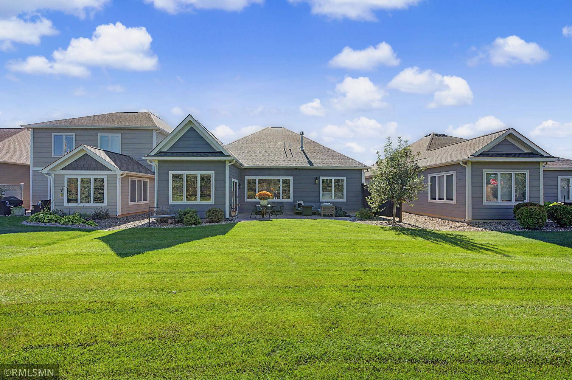 8890 Irving Boulevard N, Lake Elmo, MN 55042 8890 Irving Boulevard N, Lake Elmo, MN 55042
