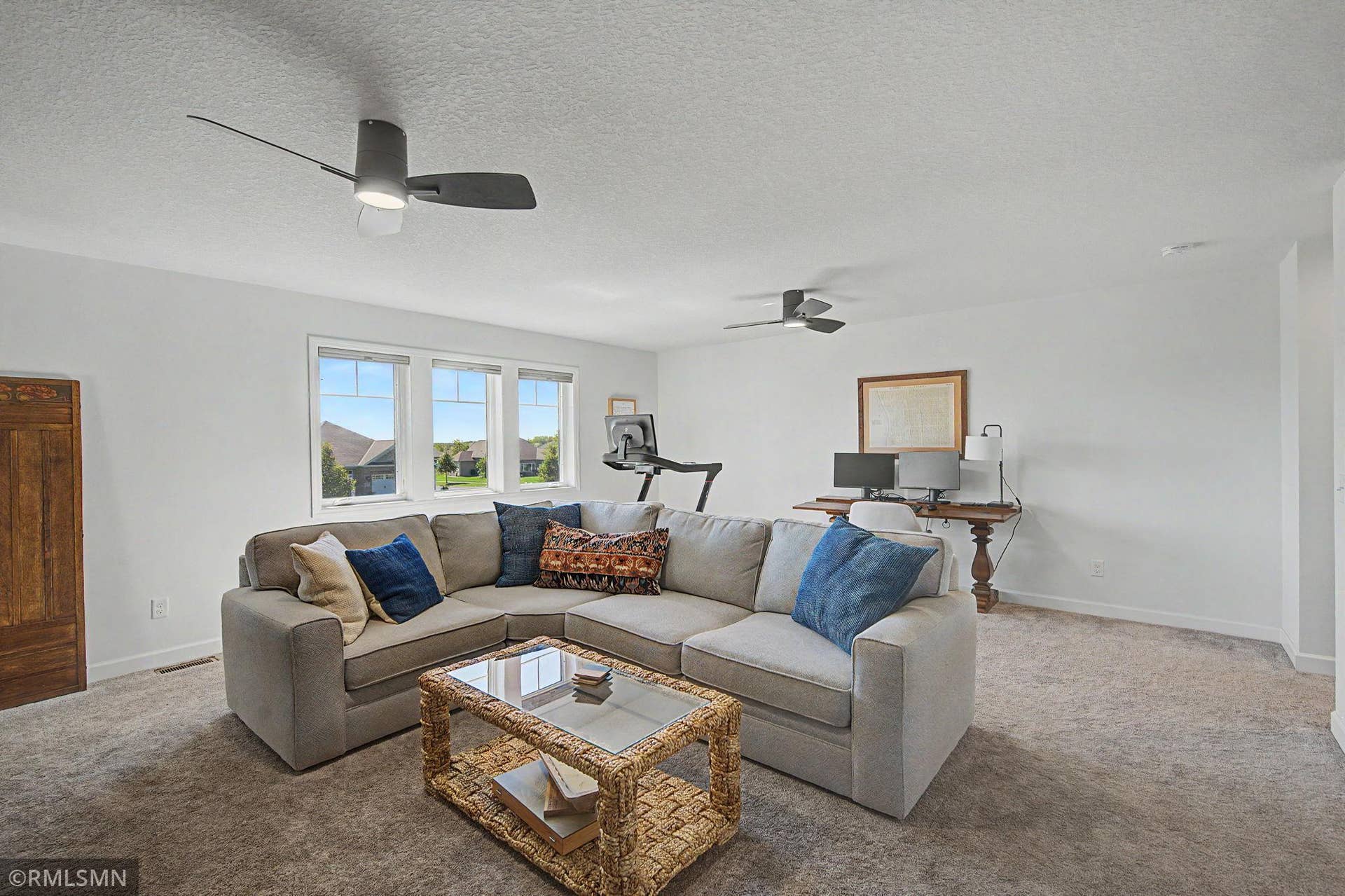 8890 Irving Boulevard N, Lake Elmo, MN 55042 8890 Irving Boulevard N, Lake Elmo, MN 55042