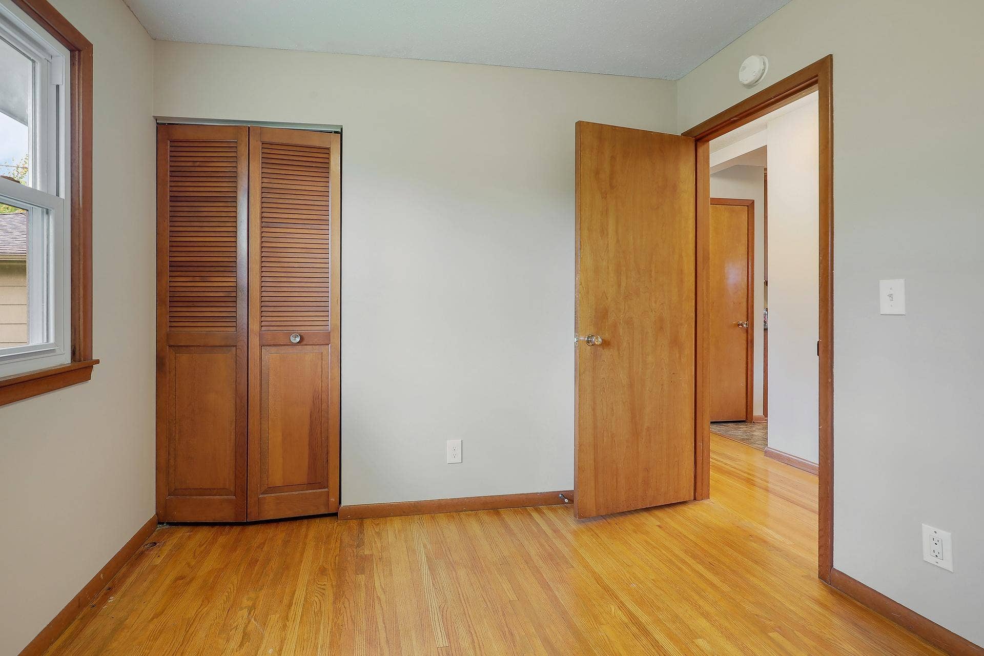 10307 Nicollet Avenue S, Bloomington, MN 55420 Bedroom #3