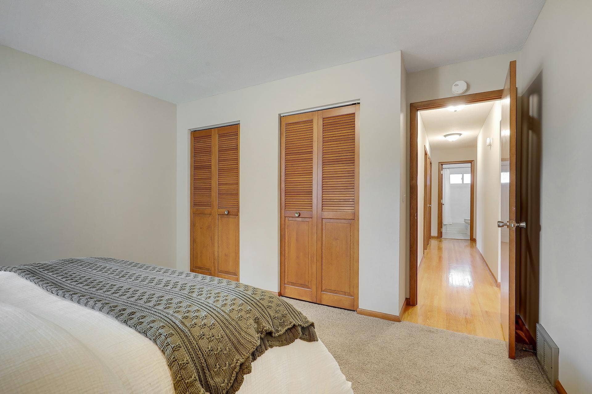 10307 Nicollet Avenue S, Bloomington, MN 55420 10307 Nicollet Avenue S, Bloomington, MN 55420