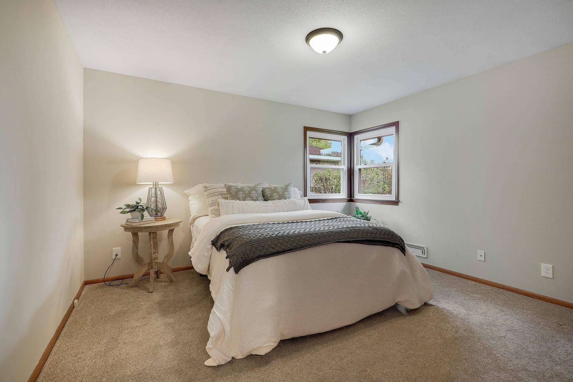 10307 Nicollet Avenue S, Bloomington, MN 55420 Primary bedroom