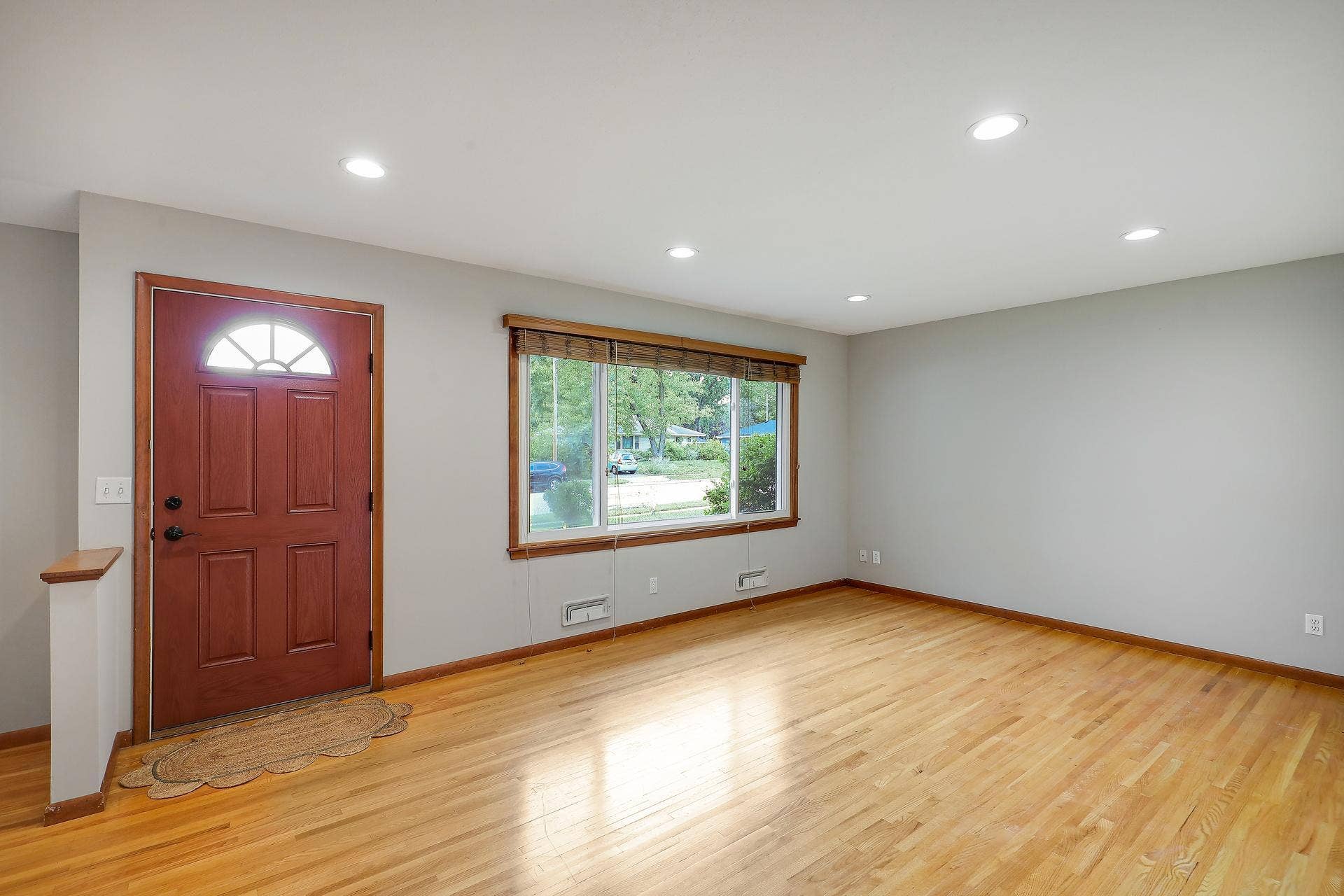 10307 Nicollet Avenue S, Bloomington, MN 55420 10307 Nicollet Avenue S, Bloomington, MN 55420