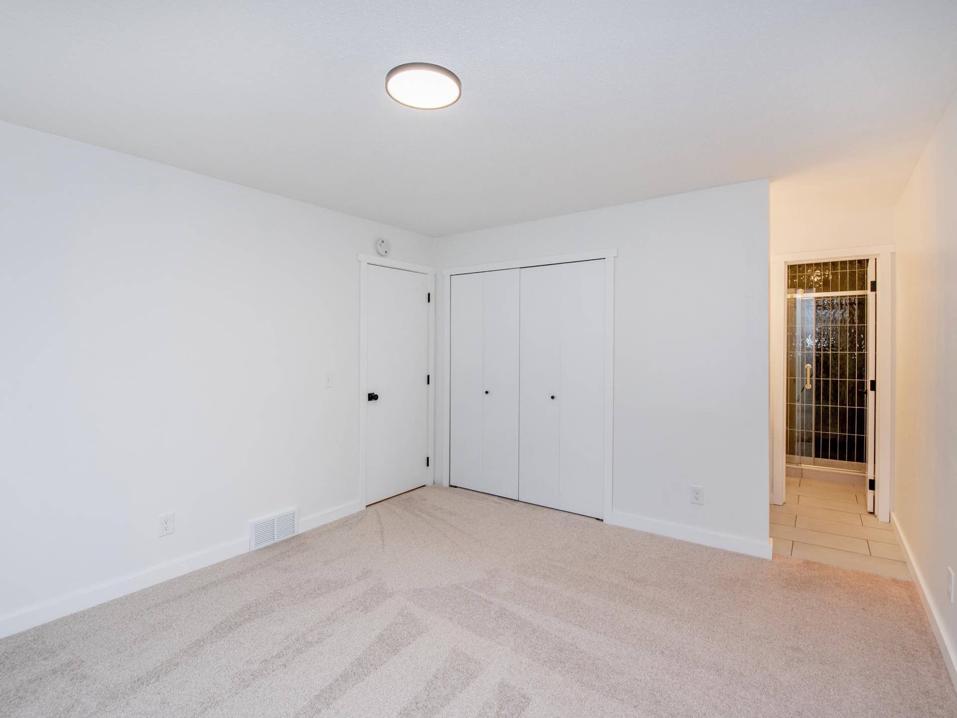 8112 Lad Parkway, Brooklyn Park, MN 55443 8112 Lad Parkway, Brooklyn Park, MN 55443