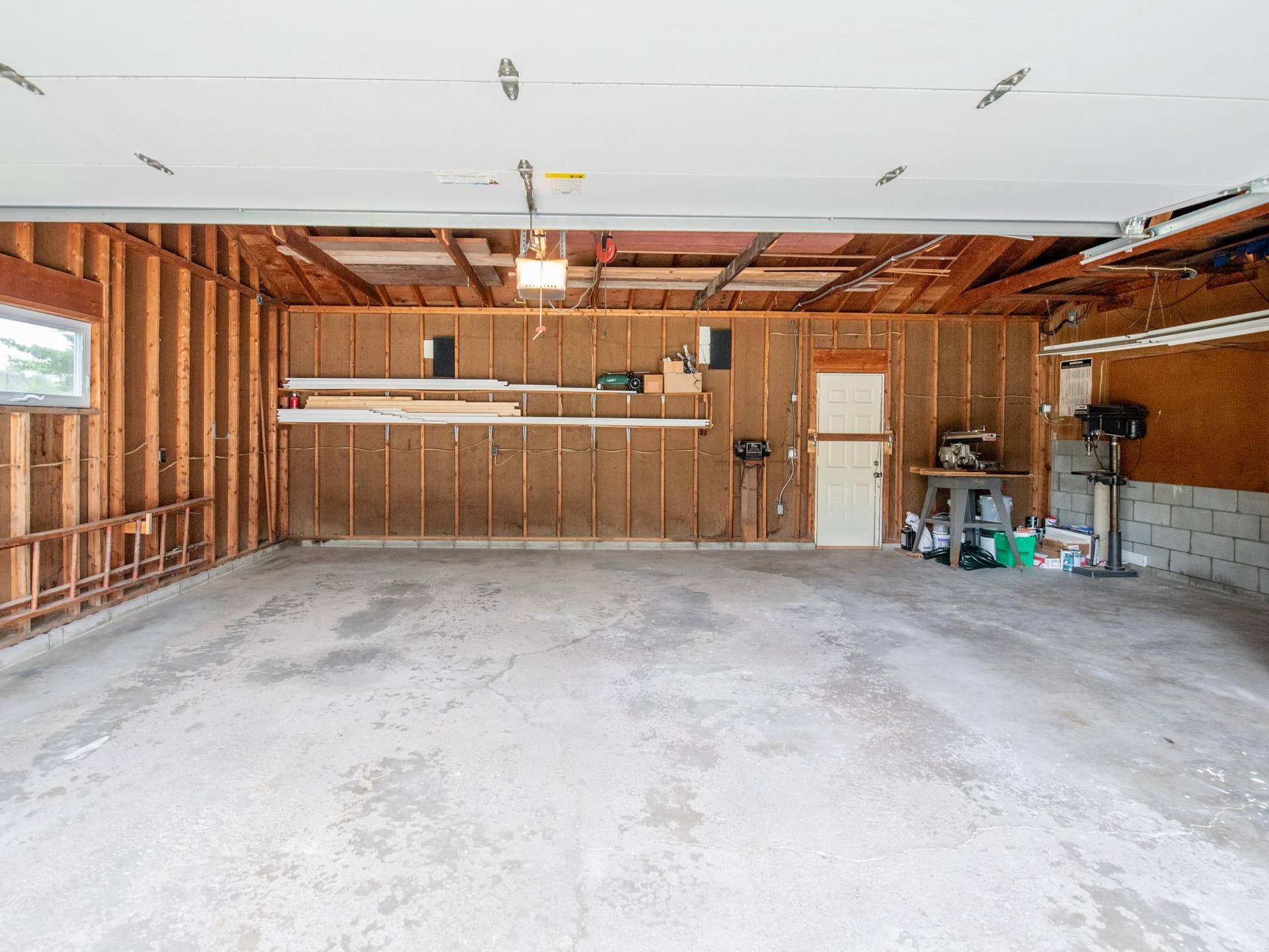 8112 Lad Parkway, Brooklyn Park, MN 55443 8112 Lad Parkway, Brooklyn Park, MN 55443