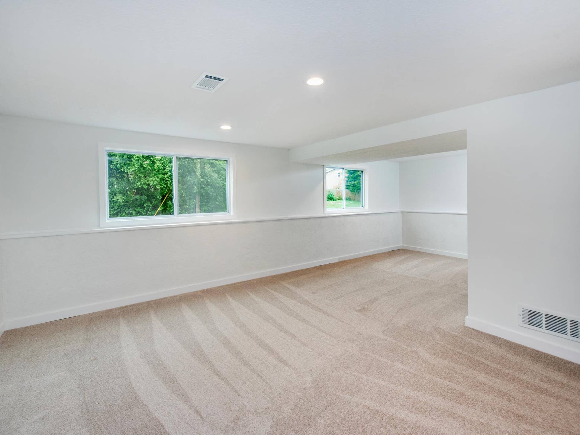 8112 Lad Parkway, Brooklyn Park, MN 55443 8112 Lad Parkway, Brooklyn Park, MN 55443