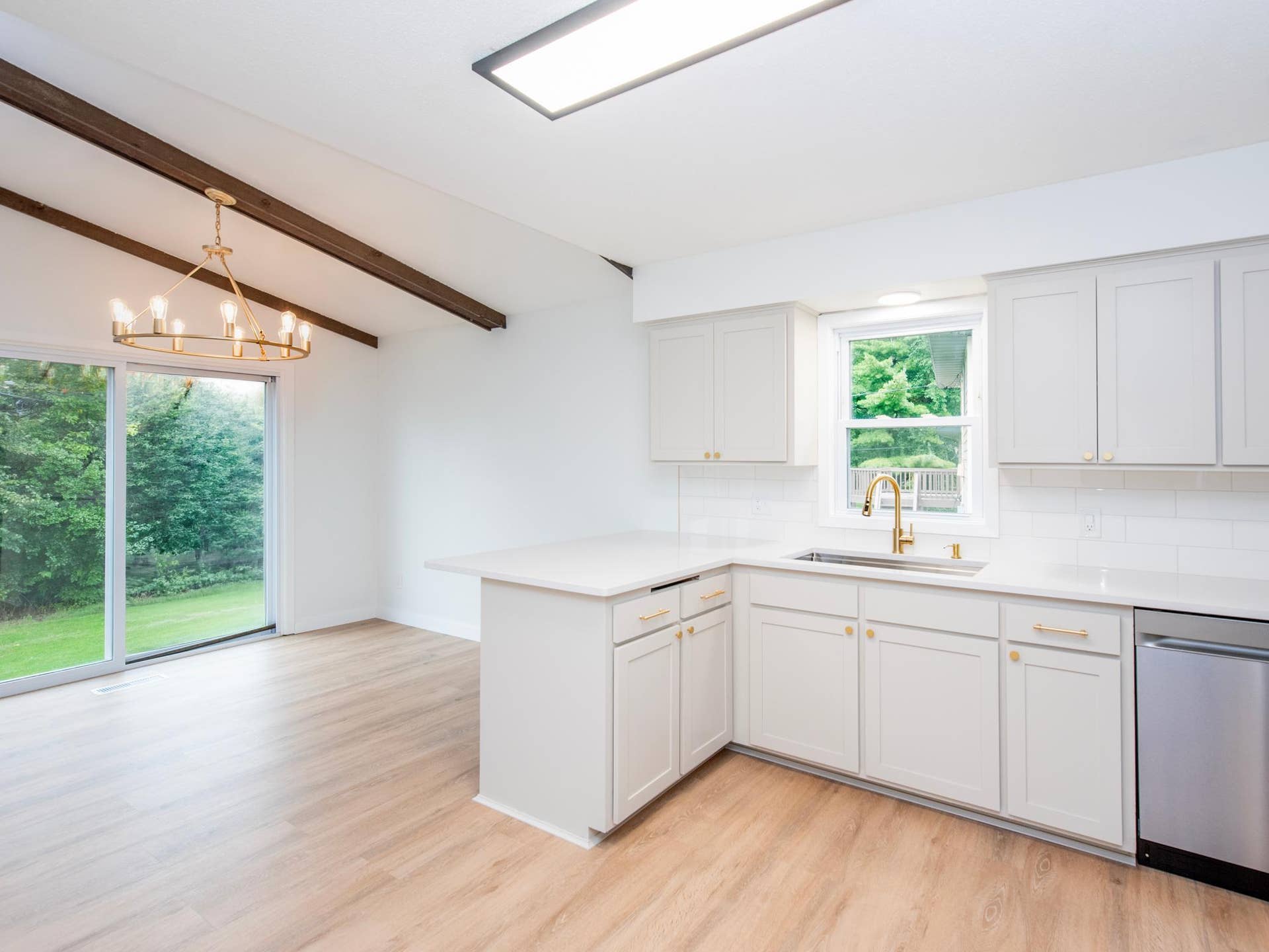 8112 Lad Parkway, Brooklyn Park, MN 55443 8112 Lad Parkway, Brooklyn Park, MN 55443
