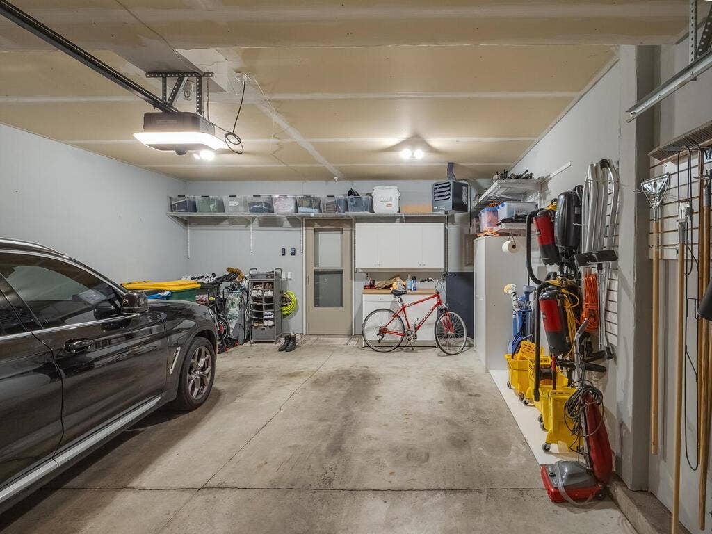 9629 Scott Ln Brooklyn Park MN 55443 USA-028-006-Garage-MLS_Size.jpg