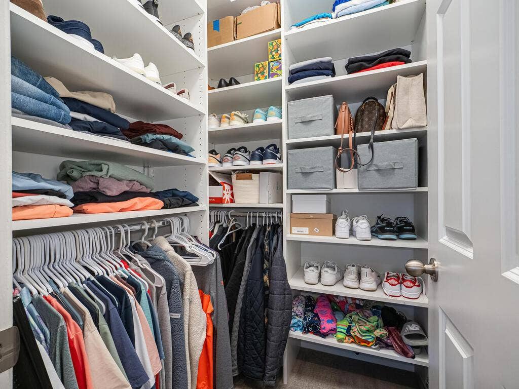 9629 Scott Ln Brooklyn Park MN 55443 USA-025-020-Closet-MLS_Size.jpg