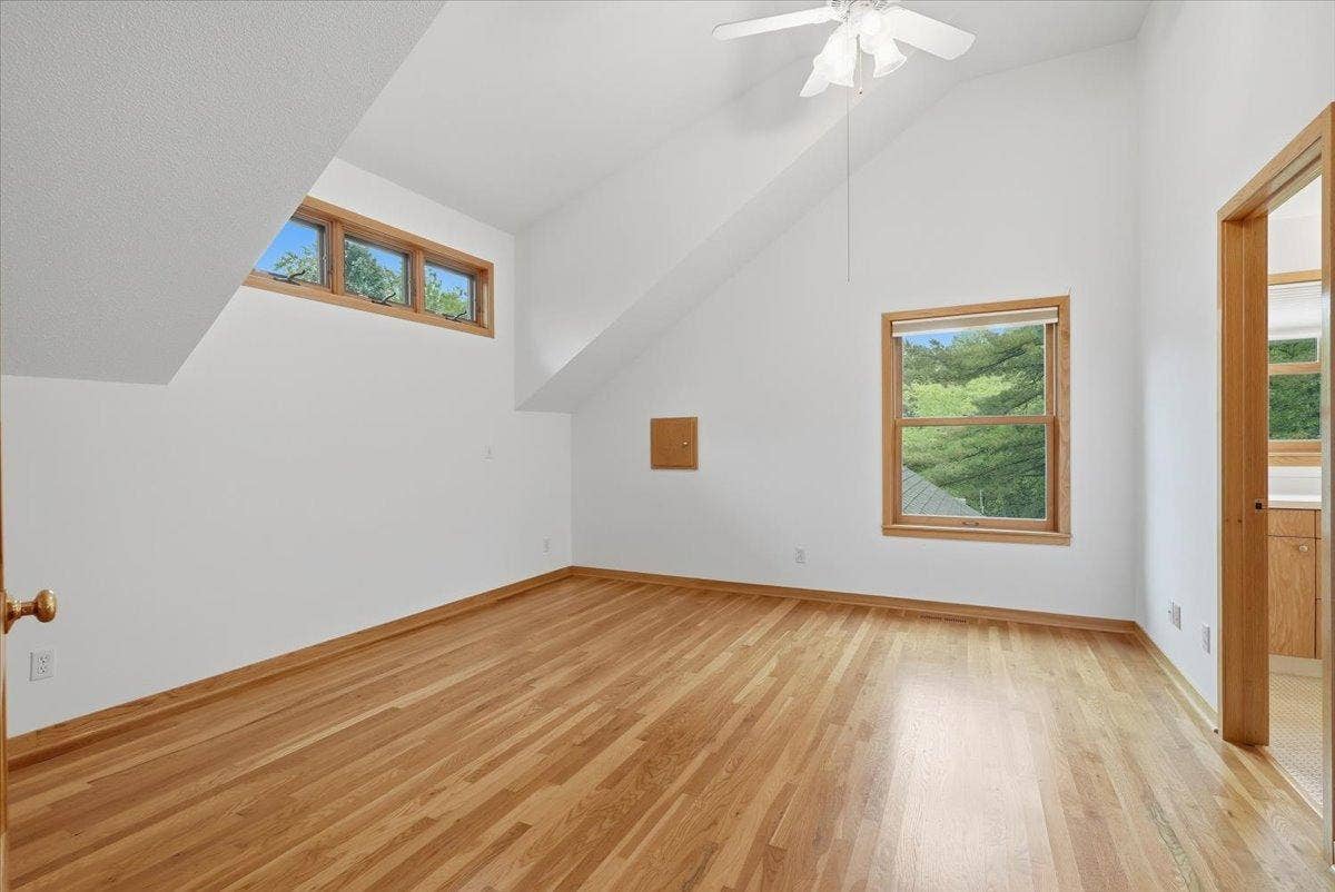 5150 Trading Post Trail S, Afton, MN 55001 23-Bed 1.jpg