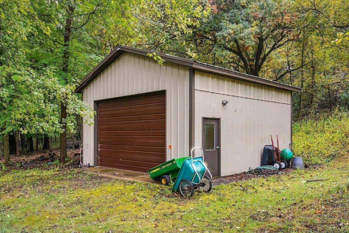 5150 Trading Post Trail S, Afton, MN 55001 41-Shed.jpg