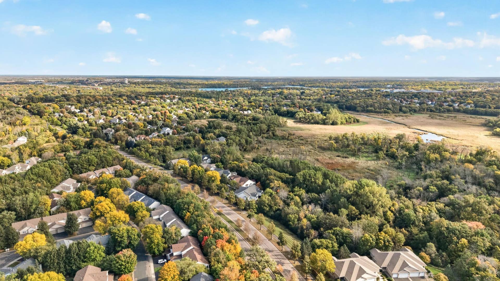 7982 Dunkirk Lane N, Maple Grove, MN 55311 Maple Grove Pkwy provides easy access to shopping, and commuting.