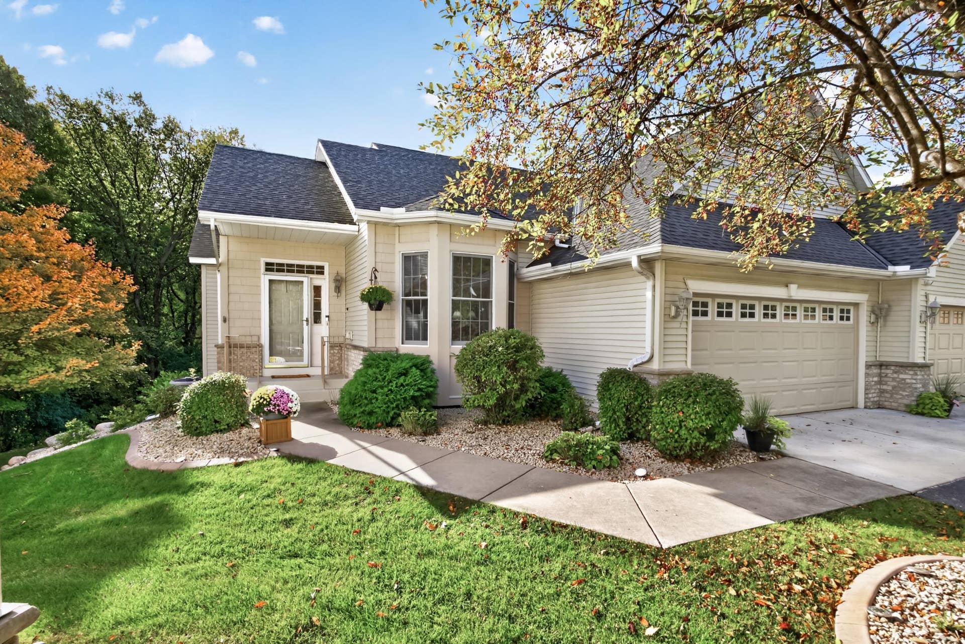 7982 Dunkirk Lane N, Maple Grove, MN 55311 1.jpg