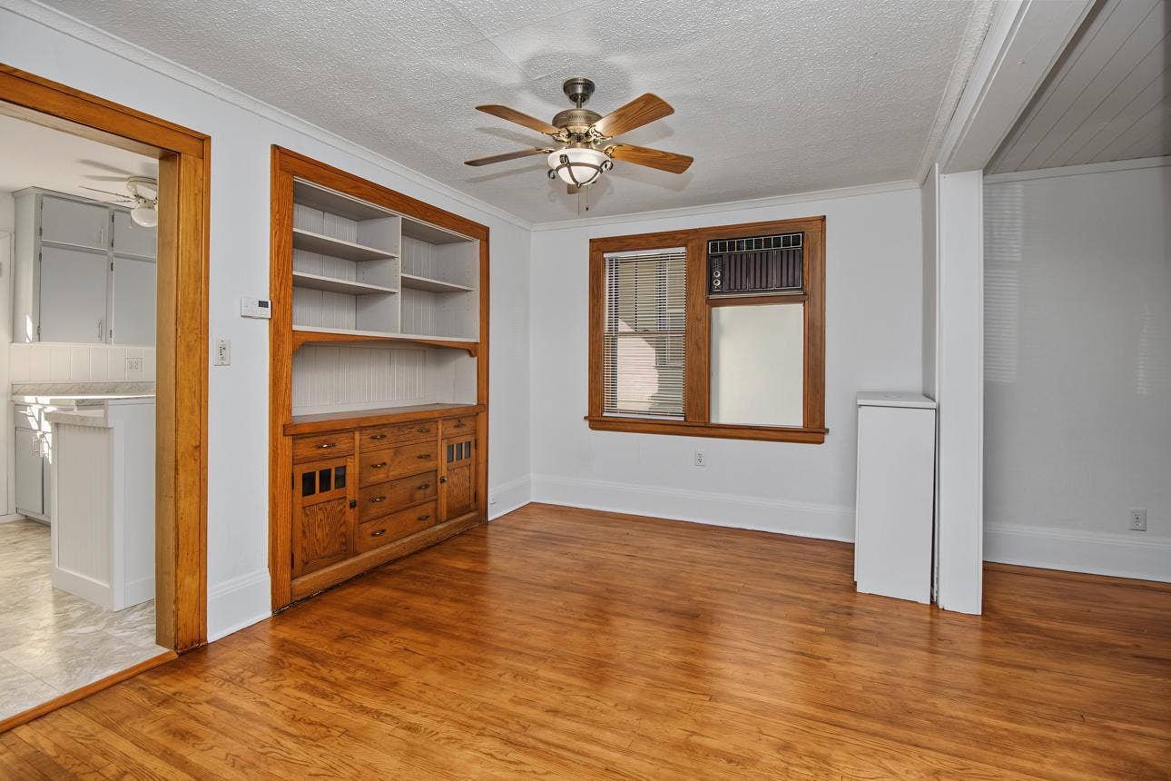 1144 Charles Avenue, 93, Saint Paul, MN 55104
