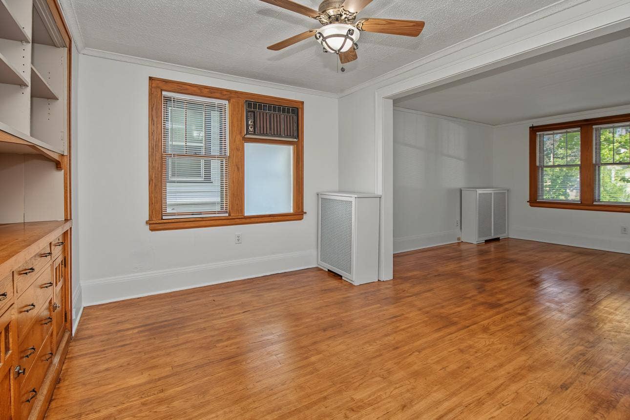 1144 Charles Avenue, 93, Saint Paul, MN 55104