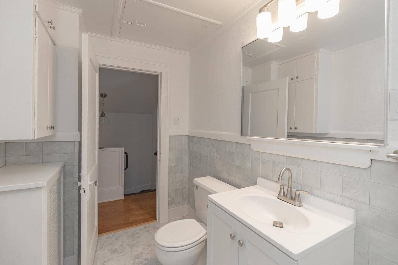1144 Charles Avenue, 93, Saint Paul, MN 55104
