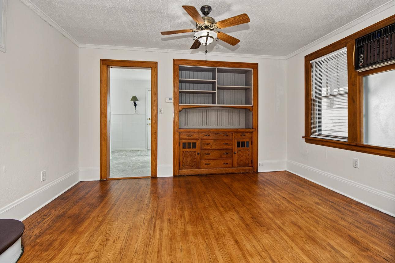 1144 Charles Avenue, 93, Saint Paul, MN 55104