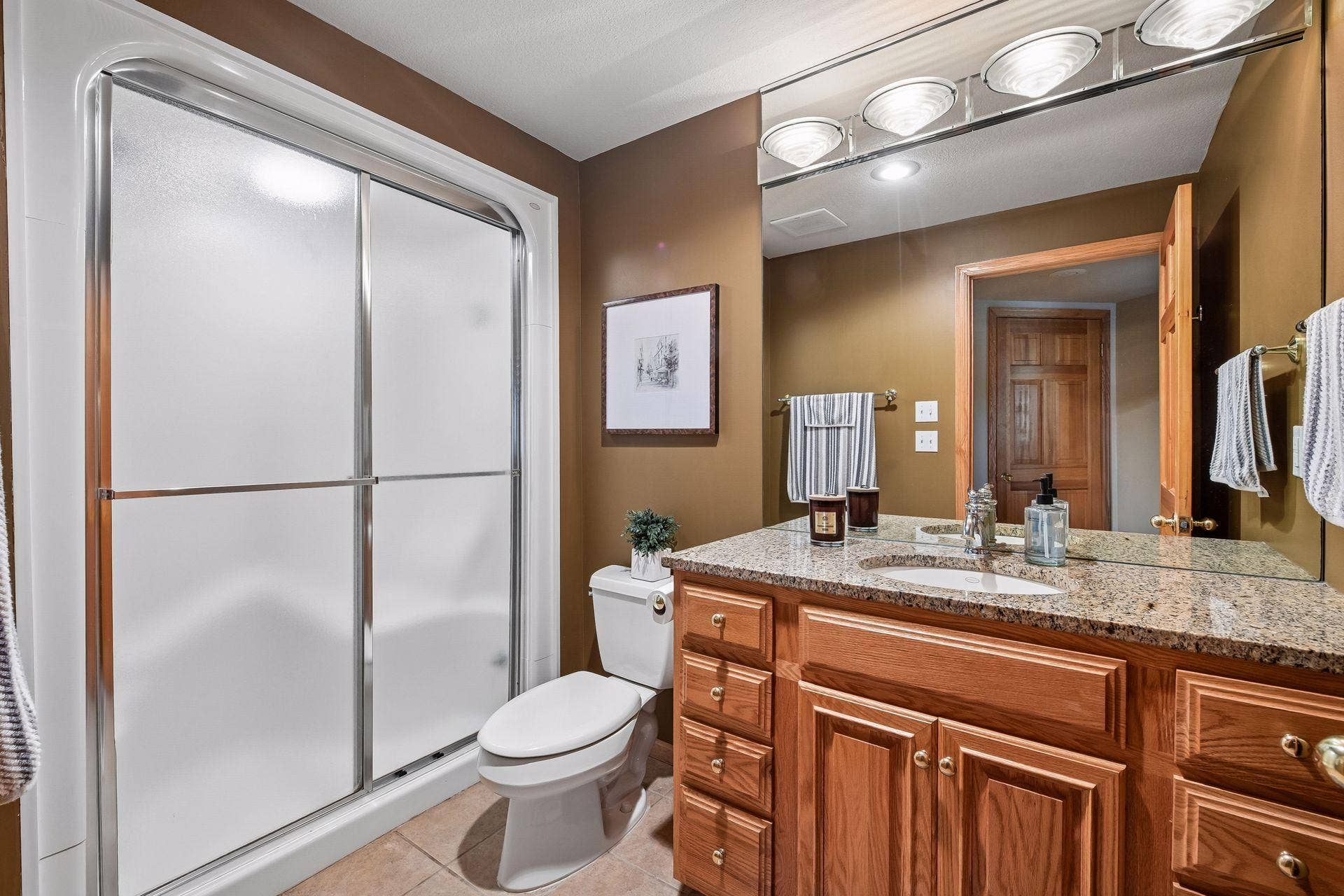 15370 80th Place N, Maple Grove, MN 55311 15370 80th Place N, Maple Grove, MN 55311