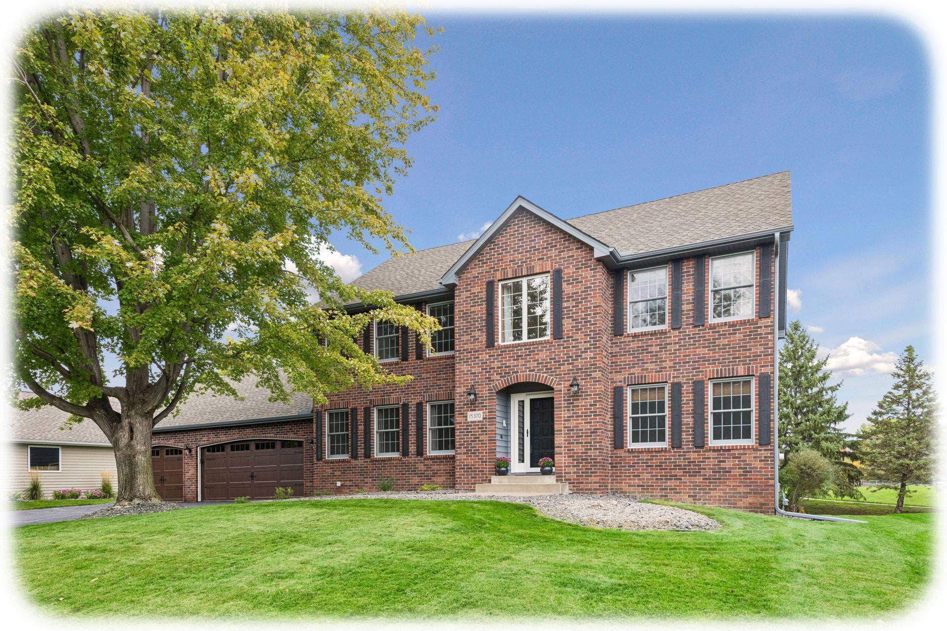 15370 80th Place N, Maple Grove, MN 55311 15370 80th Place N, Maple Grove, MN 55311