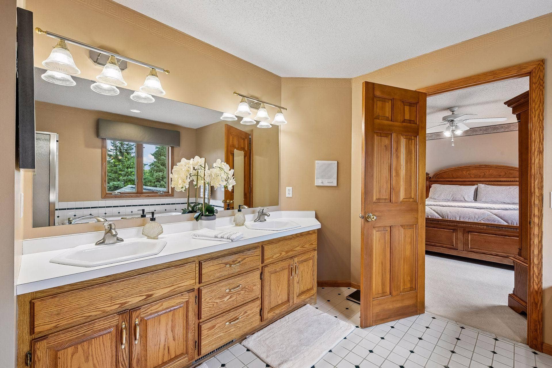 15370 80th Place N, Maple Grove, MN 55311 15370 80th Place N, Maple Grove, MN 55311
