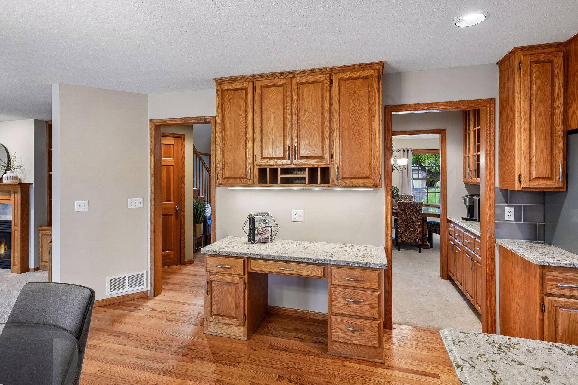15370 80th Place N, Maple Grove, MN 55311 15370 80th Place N, Maple Grove, MN 55311