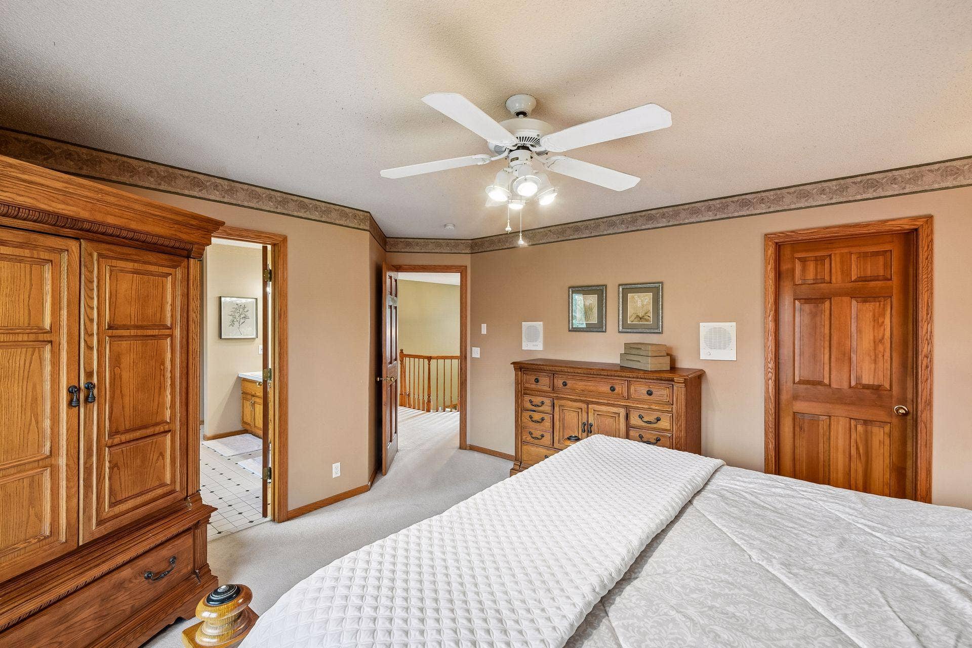 15370 80th Place N, Maple Grove, MN 55311 15370 80th Place N, Maple Grove, MN 55311