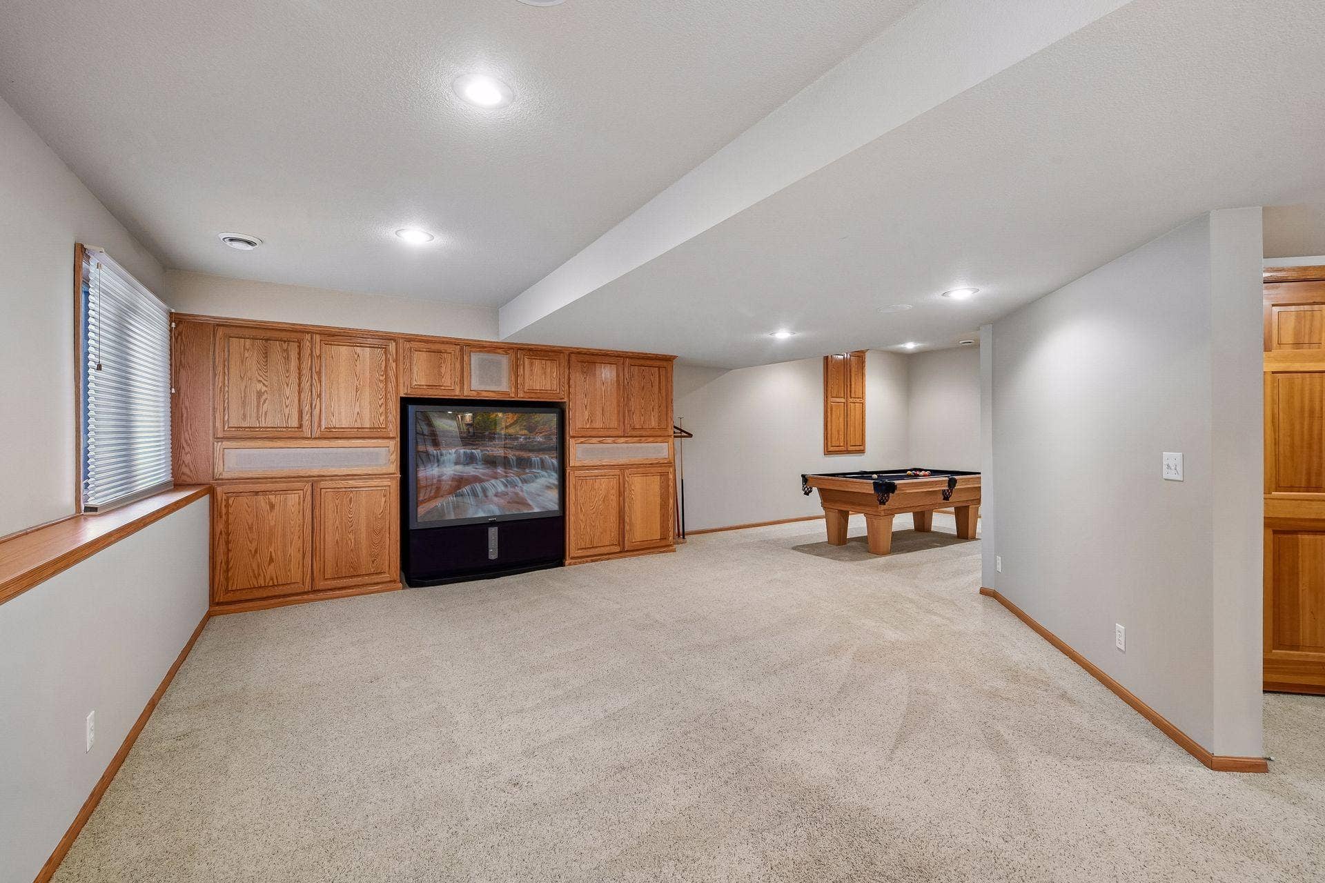 15370 80th Place N, Maple Grove, MN 55311 15370 80th Place N, Maple Grove, MN 55311