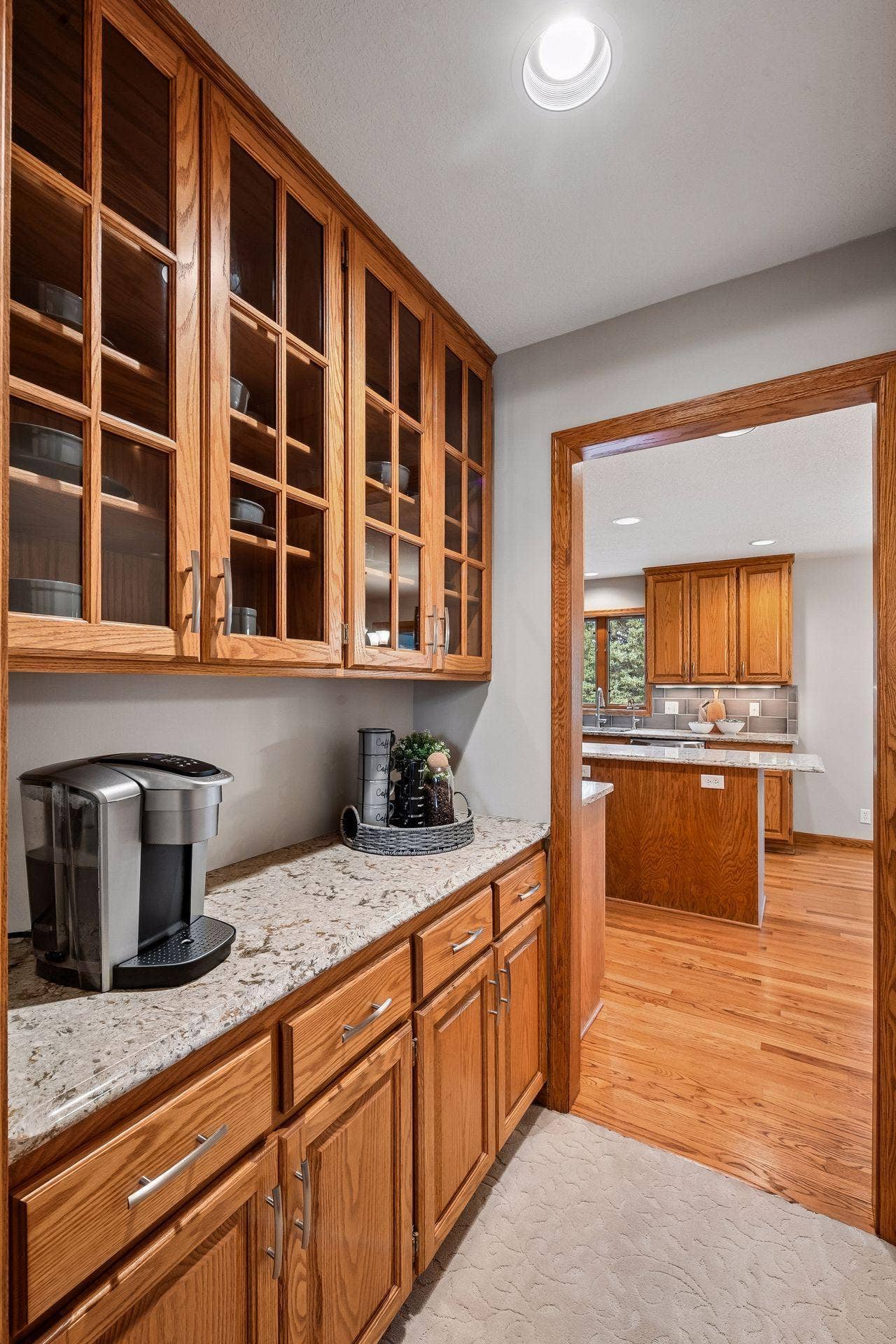 15370 80th Place N, Maple Grove, MN 55311 15370 80th Place N, Maple Grove, MN 55311