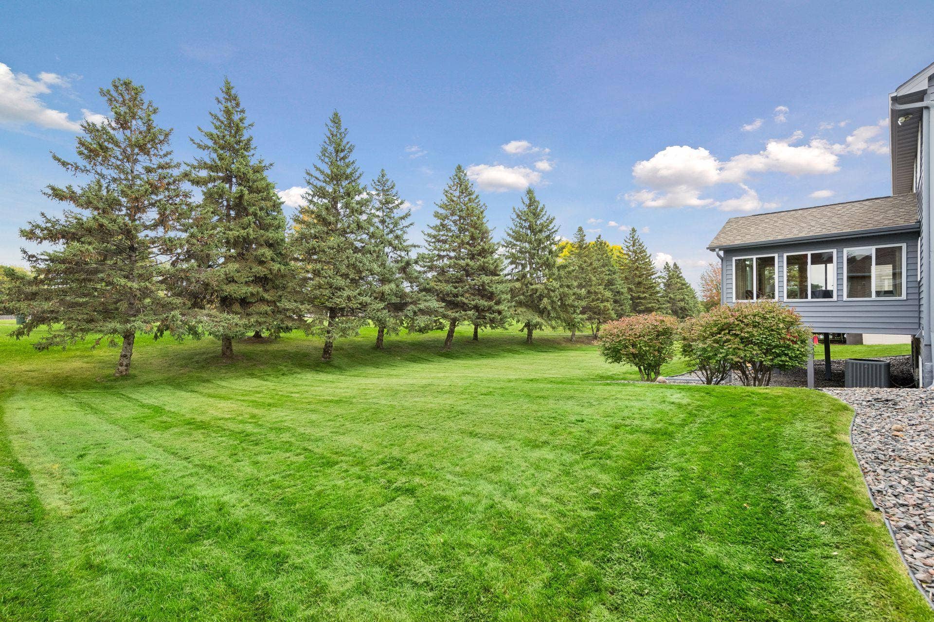 15370 80th Place N, Maple Grove, MN 55311 15370 80th Place N, Maple Grove, MN 55311