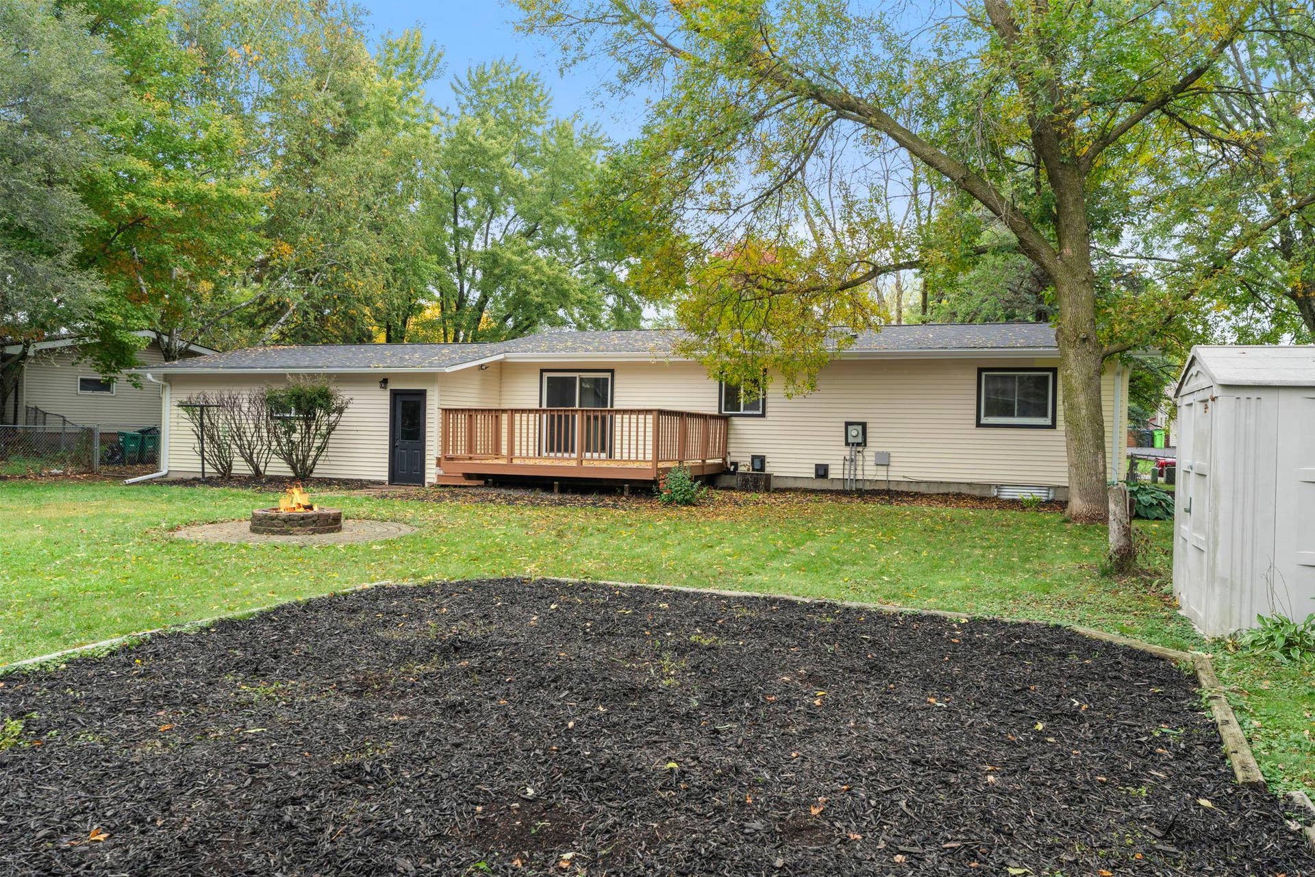 1397 Meadowlark Lane, New Richmond, WI 54017 1397 Meadowlark Lane, New Richmond, WI 54017
