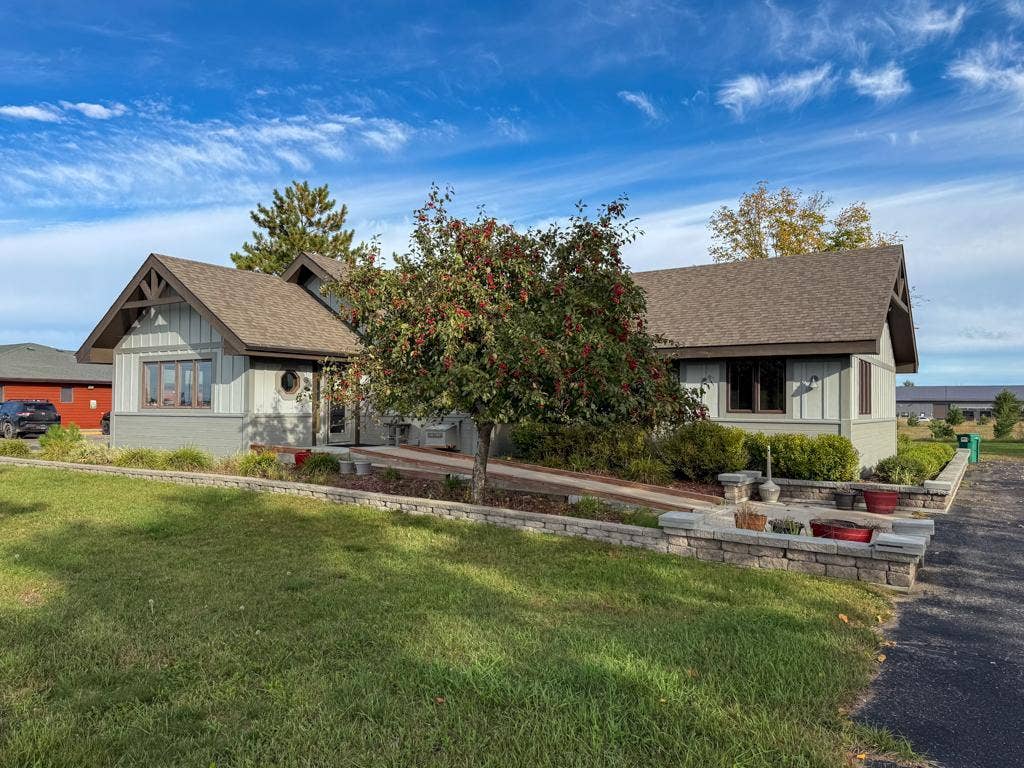 1331 Anne Street NW, Bemidji, MN 56601 IMG_0077.jpg