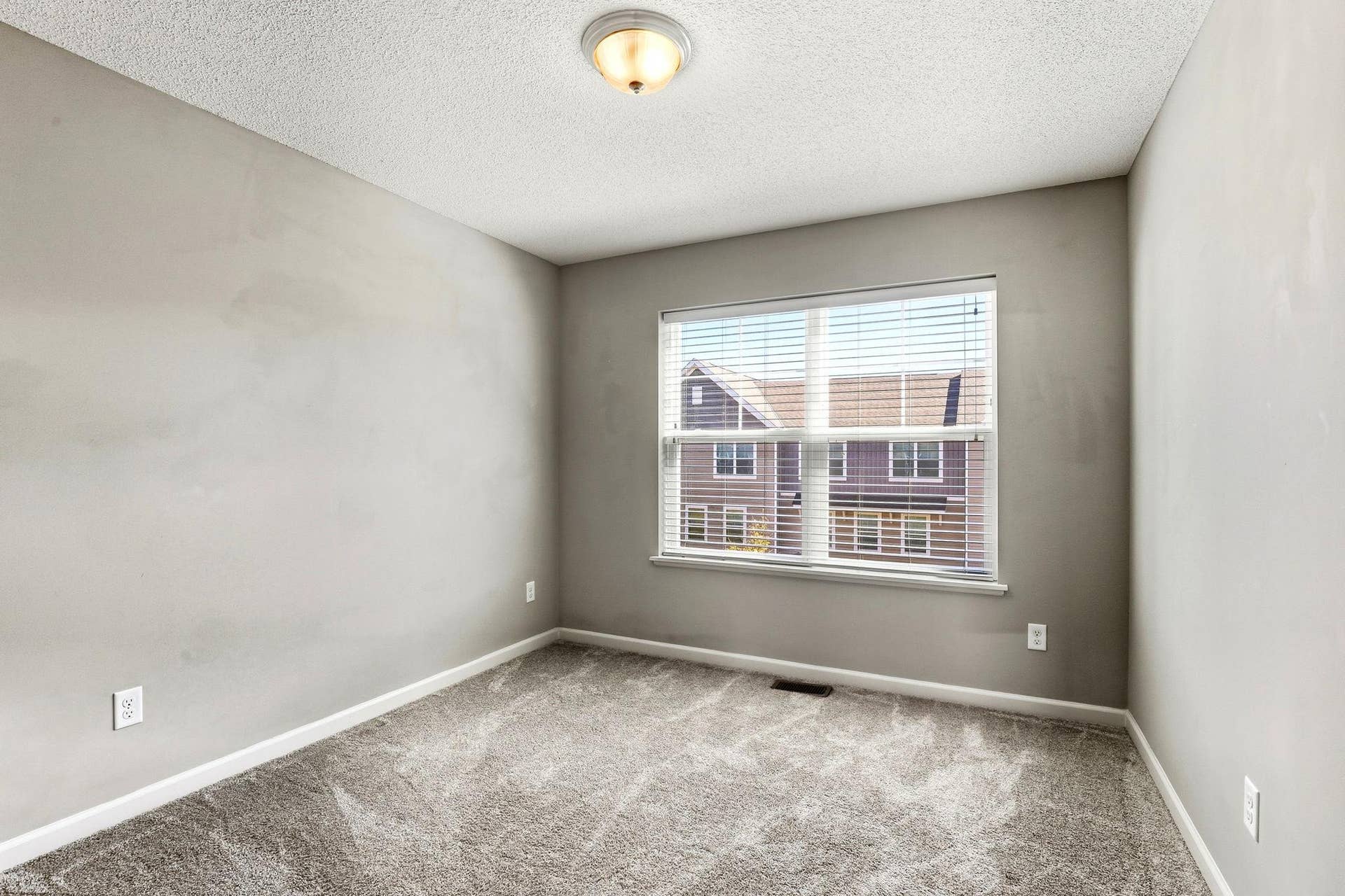 22-web-or-mls-9663-Merrimac-Ln-N-22.jpg