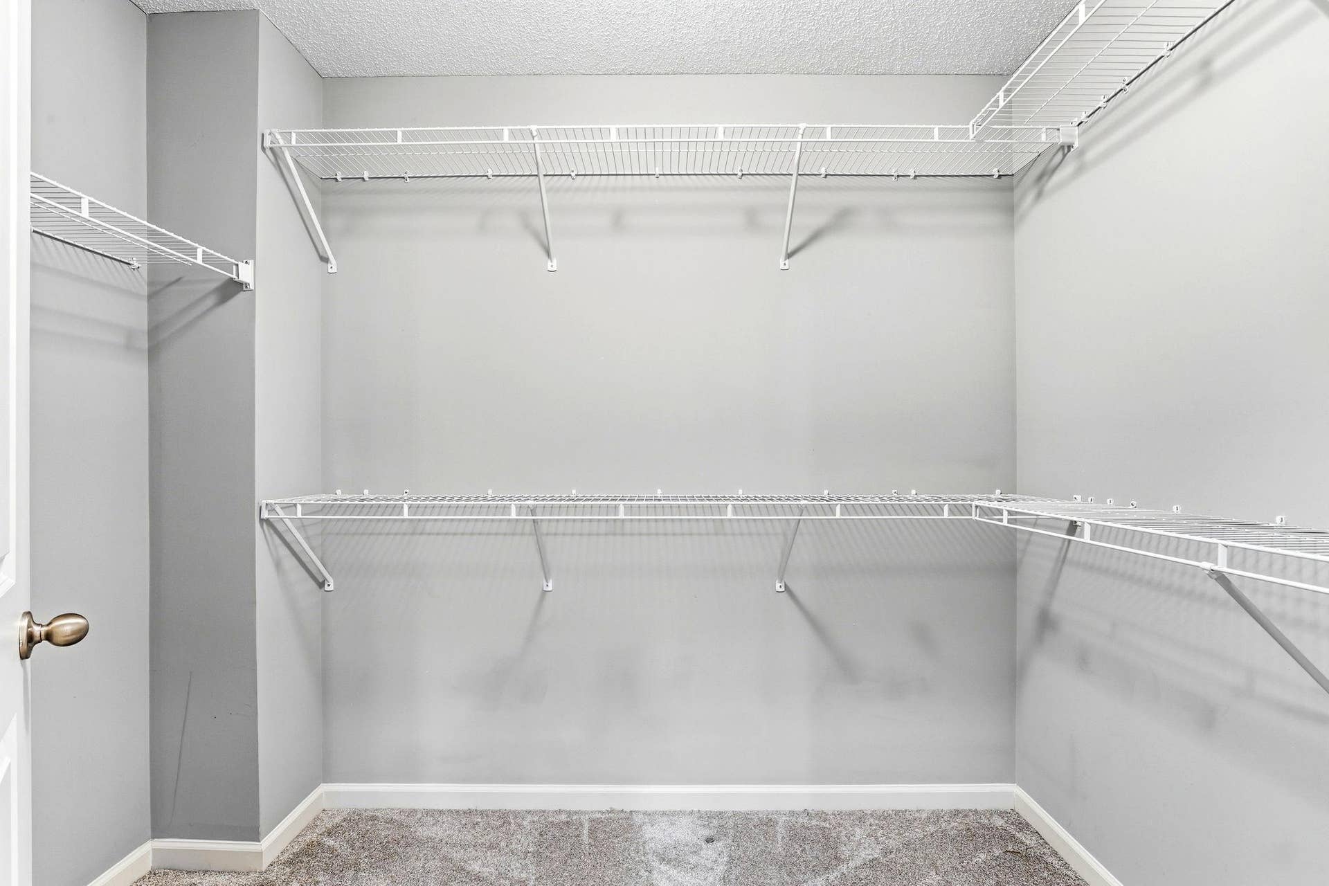 28-web-or-mls-9663-Merrimac-Ln-N-28.jpg