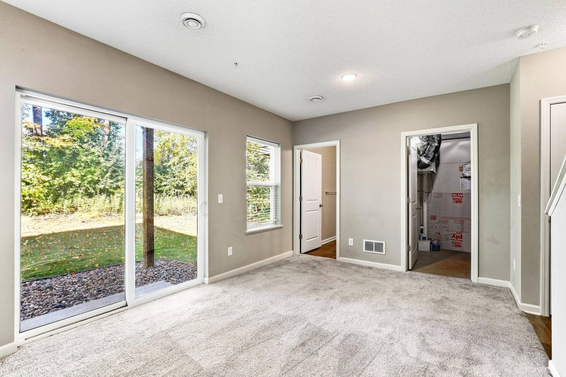 31-web-or-mls-9663-Merrimac-Ln-N-31.jpg