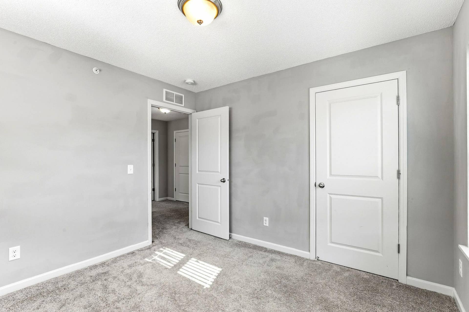 25-web-or-mls-9663-Merrimac-Ln-N-25.jpg