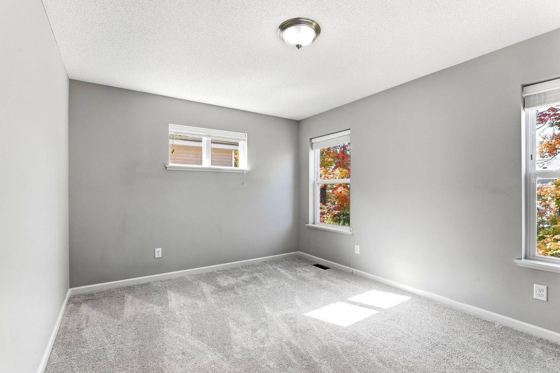 19-web-or-mls-9663-Merrimac-Ln-N-19.jpg