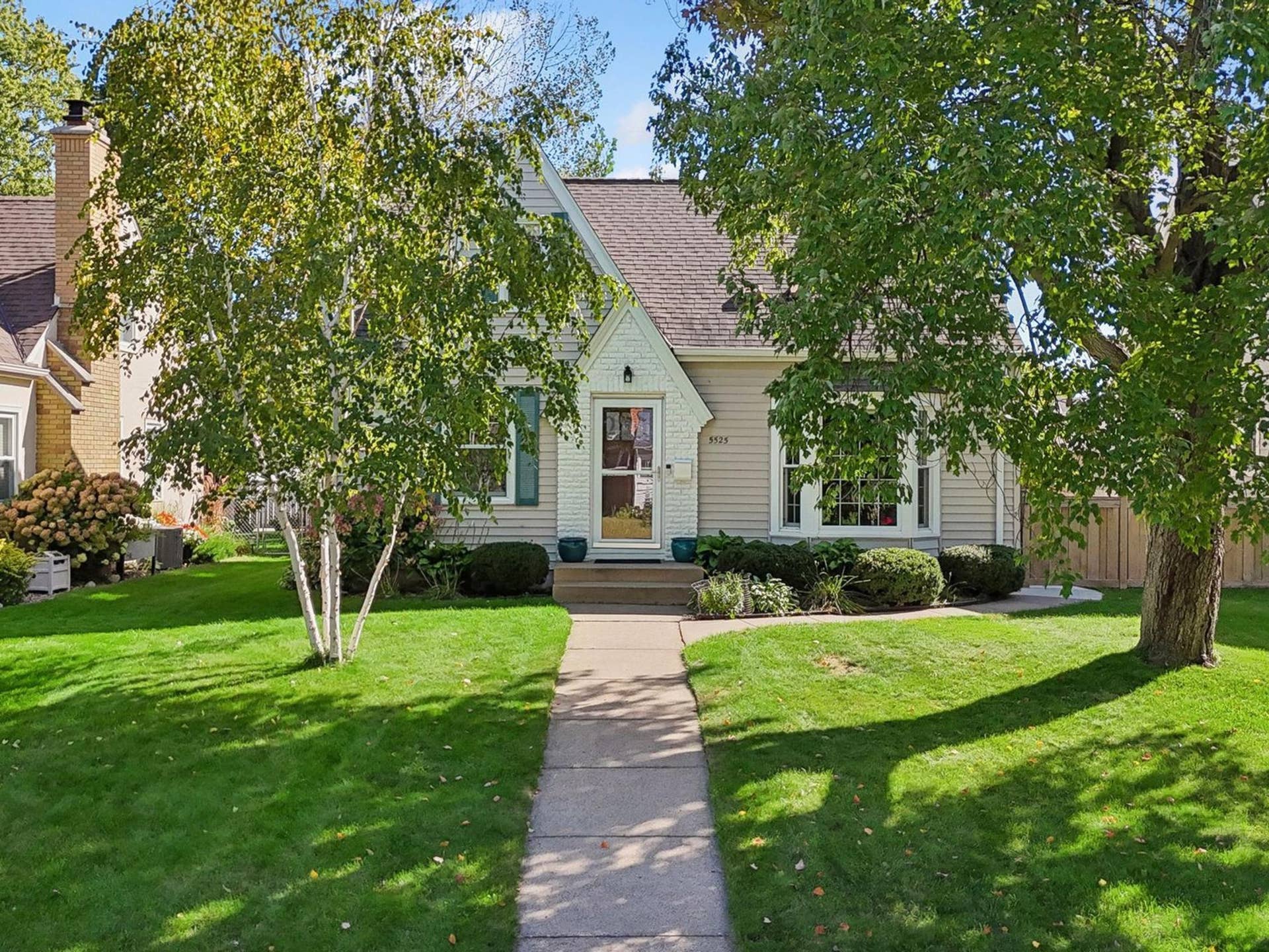 5525 Upton Avenue S, 1, Minneapolis, MN 55410