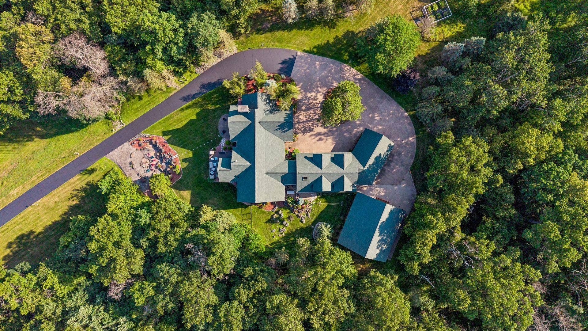 2534 Stagecoach Trail South