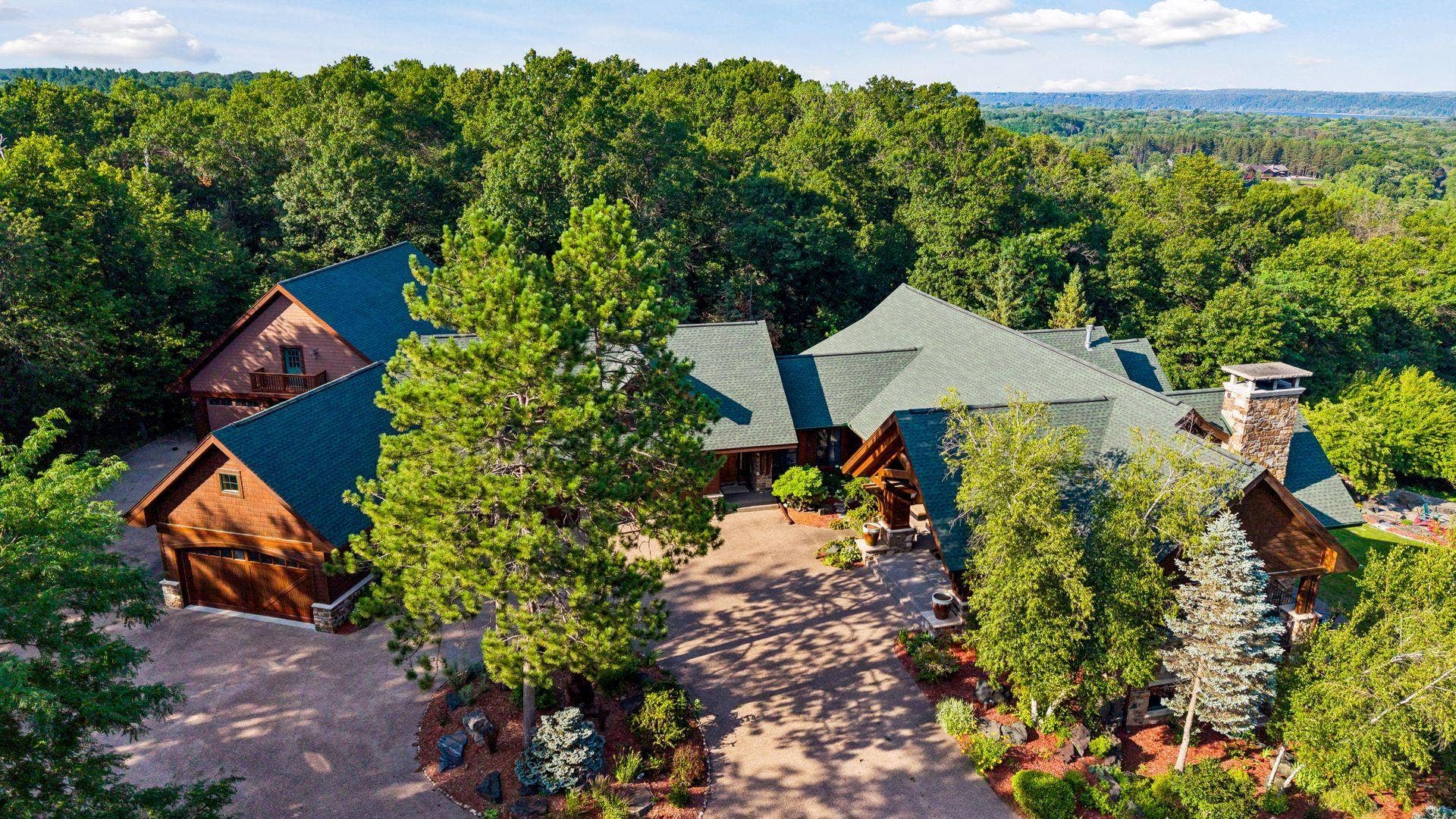 2534 Stagecoach Trail South