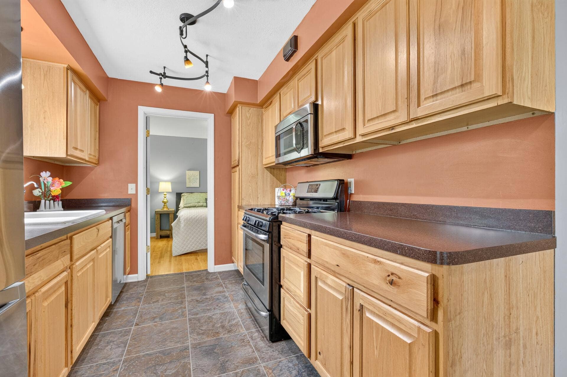 13905 Steven Road, Burnsville, MN 55337
