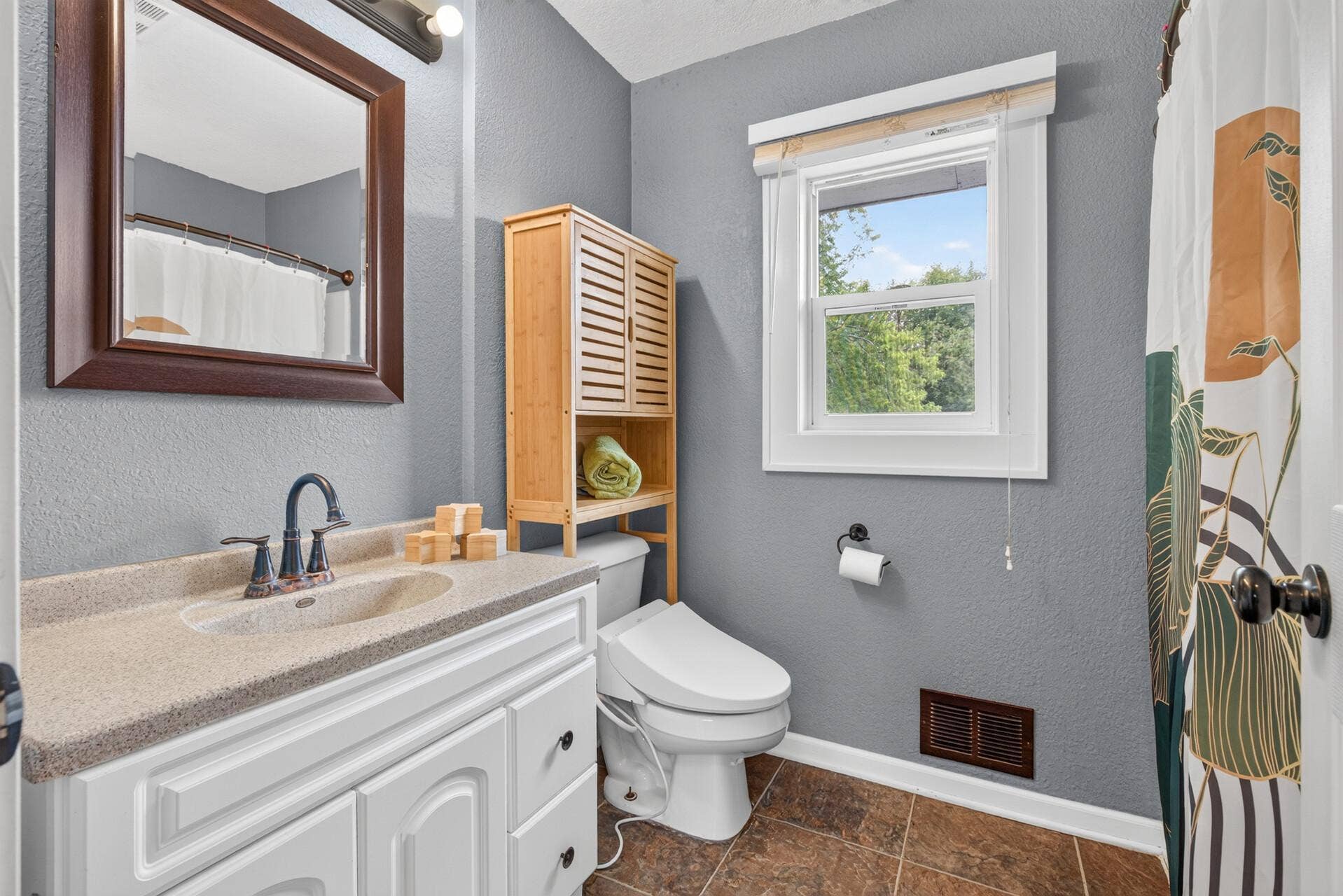 13905 Steven Road, Burnsville, MN 55337