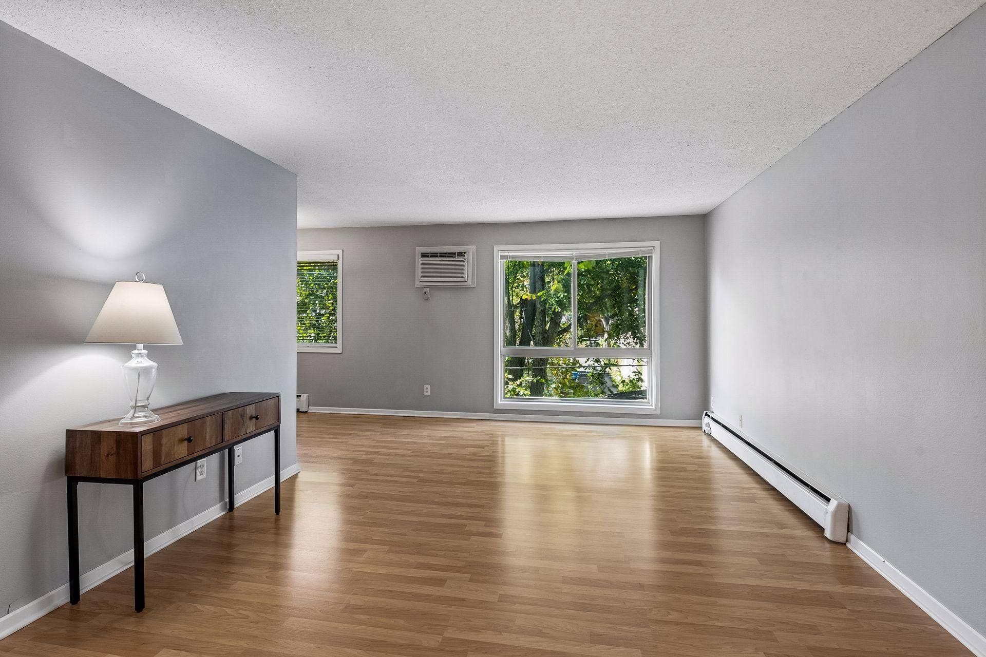 3540 Hennepin Avenue, #210, 23, Minneapolis, MN 55408 Family room