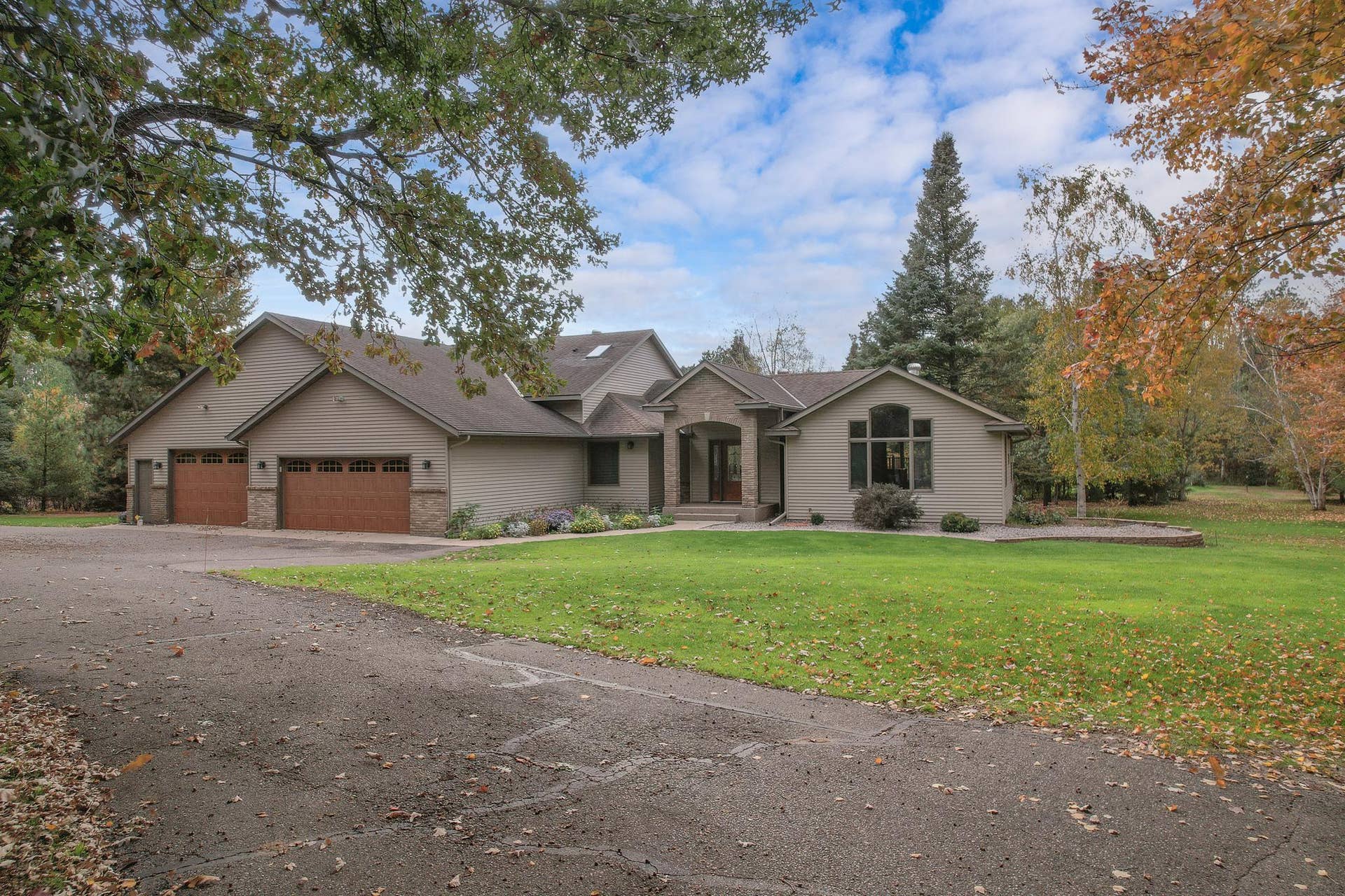 8795 Lakewood Shore Road NW, Rice, MN 56367 8795 Lakewood Fall-02.jpg