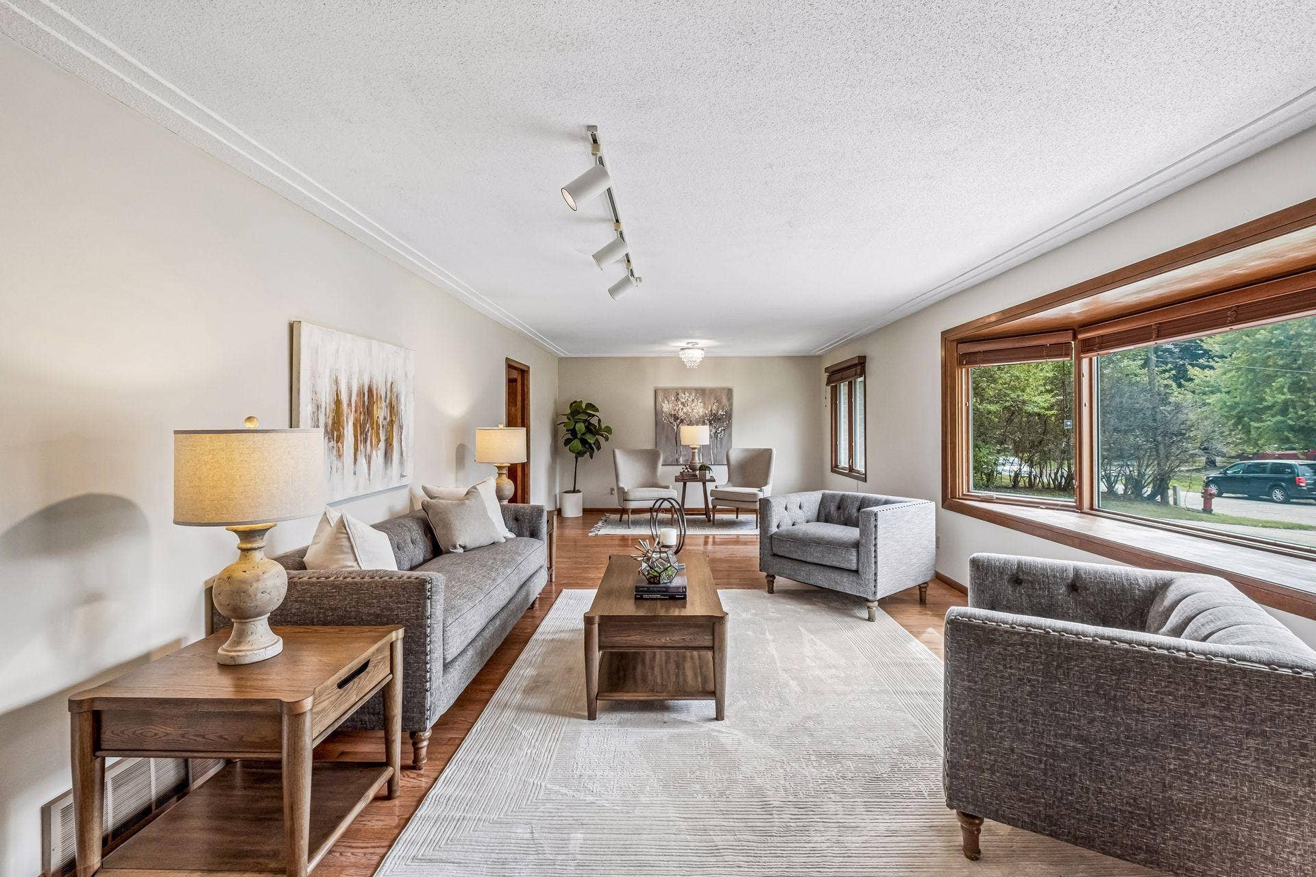 10800 Oak Knoll Terrace N, Minnetonka, MN 55305 10800 Oak Knoll Terrace N, Minnetonka, MN 55305