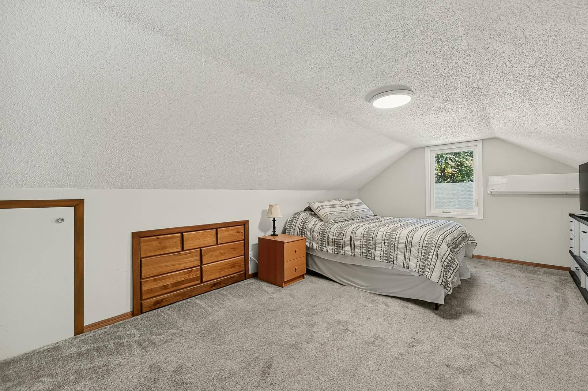 1112 5th Avenue NW, Rochester, MN 55901 1112 5th Ave NW