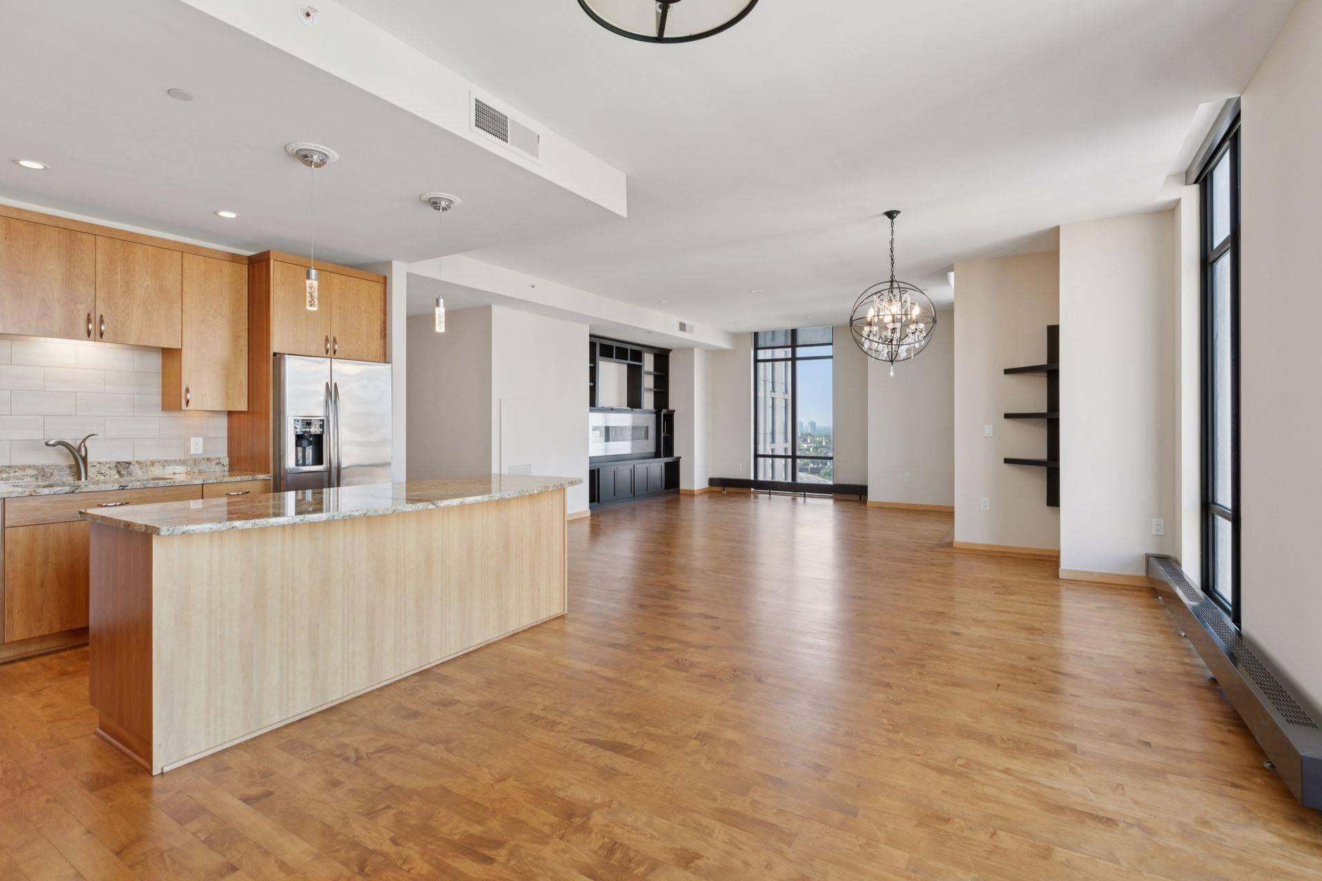 201 S 11th St, #1700, 19, Minneapolis, MN 55403 201 S 11th St, #1700, 19, Minneapolis, MN 55403
