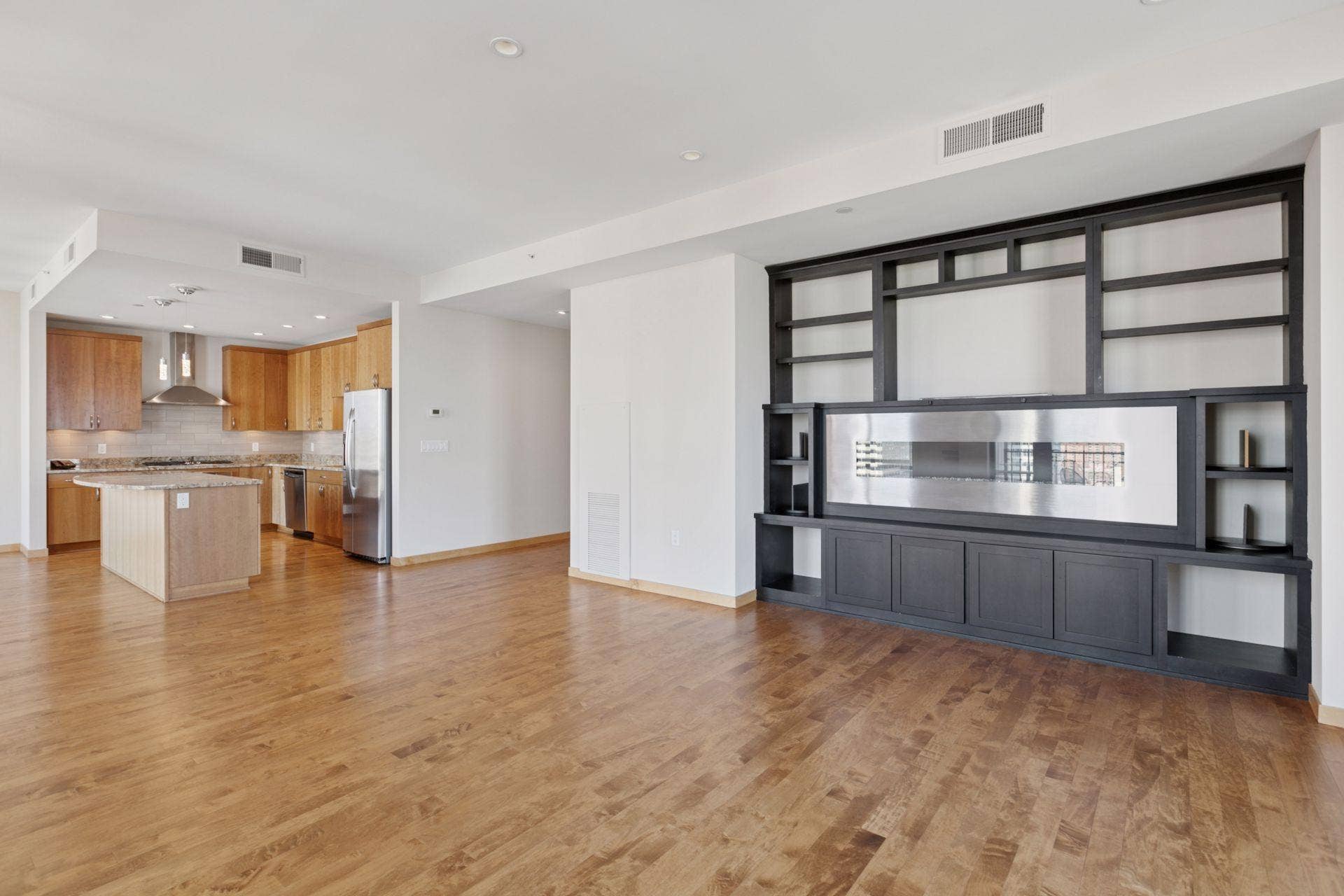 201 S 11th St, #1700, 19, Minneapolis, MN 55403 201 S 11th St, #1700, 19, Minneapolis, MN 55403