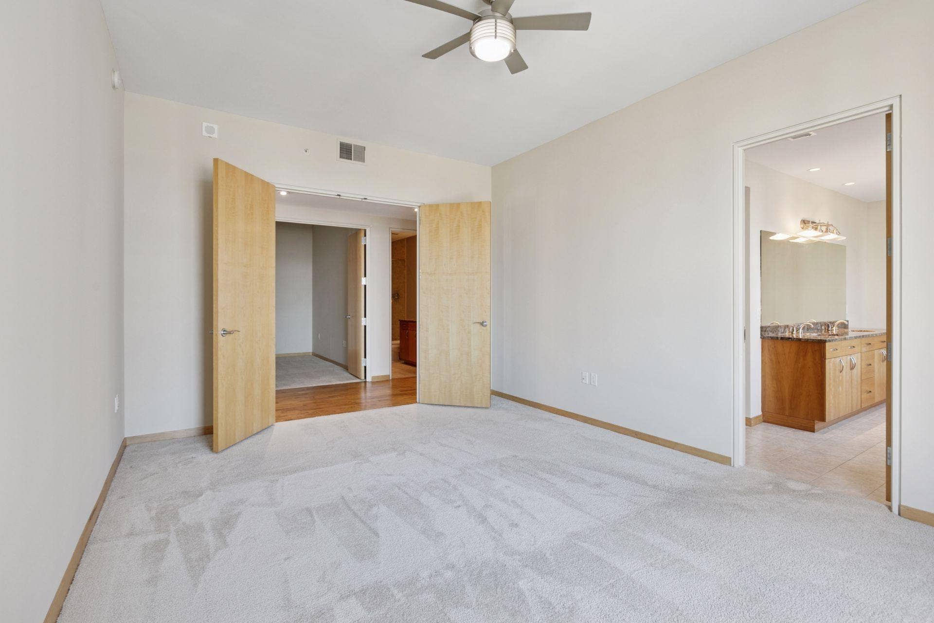 201 S 11th St, #1700, 19, Minneapolis, MN 55403 201 S 11th St, #1700, 19, Minneapolis, MN 55403