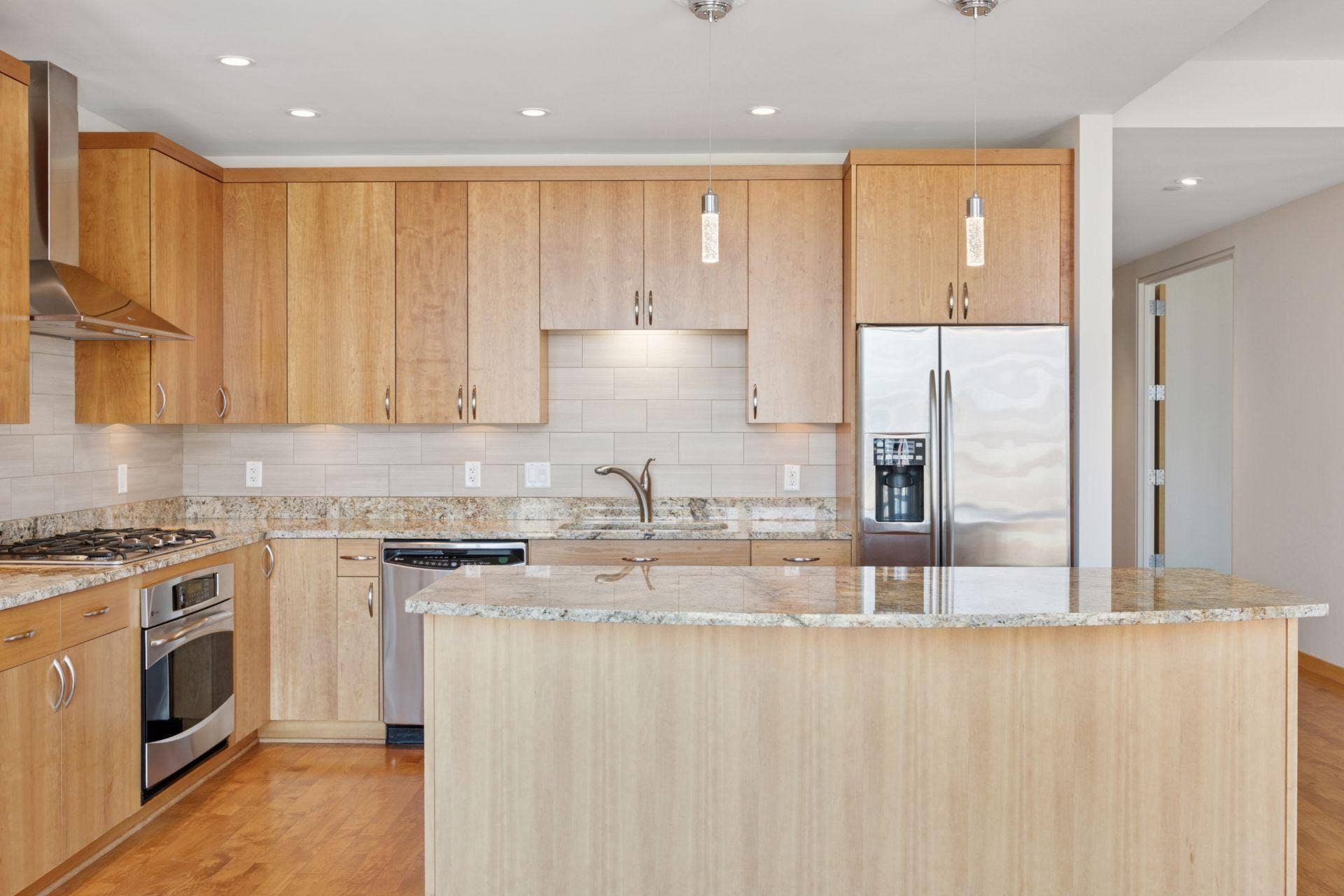 201 S 11th St, #1700, 19, Minneapolis, MN 55403 201 S 11th St, #1700, 19, Minneapolis, MN 55403