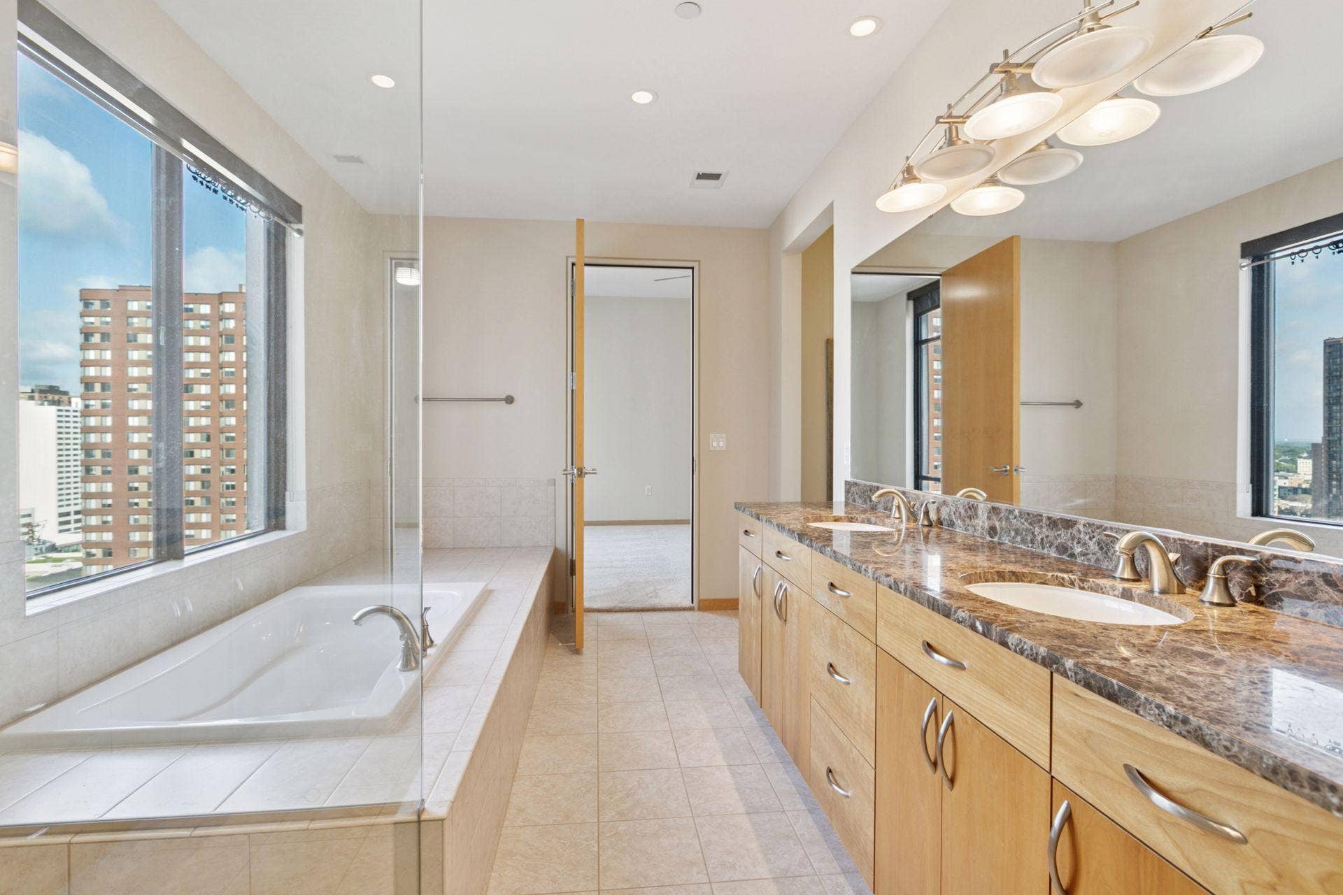 201 S 11th St, #1700, 19, Minneapolis, MN 55403 201 S 11th St, #1700, 19, Minneapolis, MN 55403
