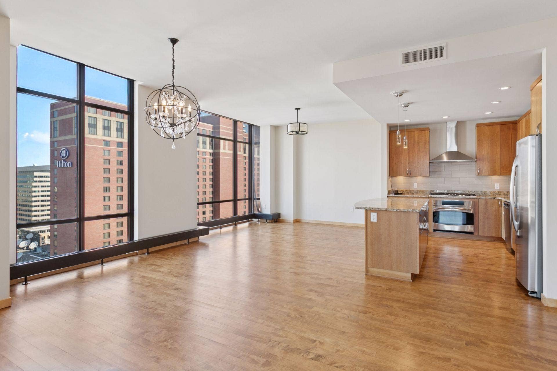 201 S 11th St, #1700, 19, Minneapolis, MN 55403 201 S 11th St, #1700, 19, Minneapolis, MN 55403